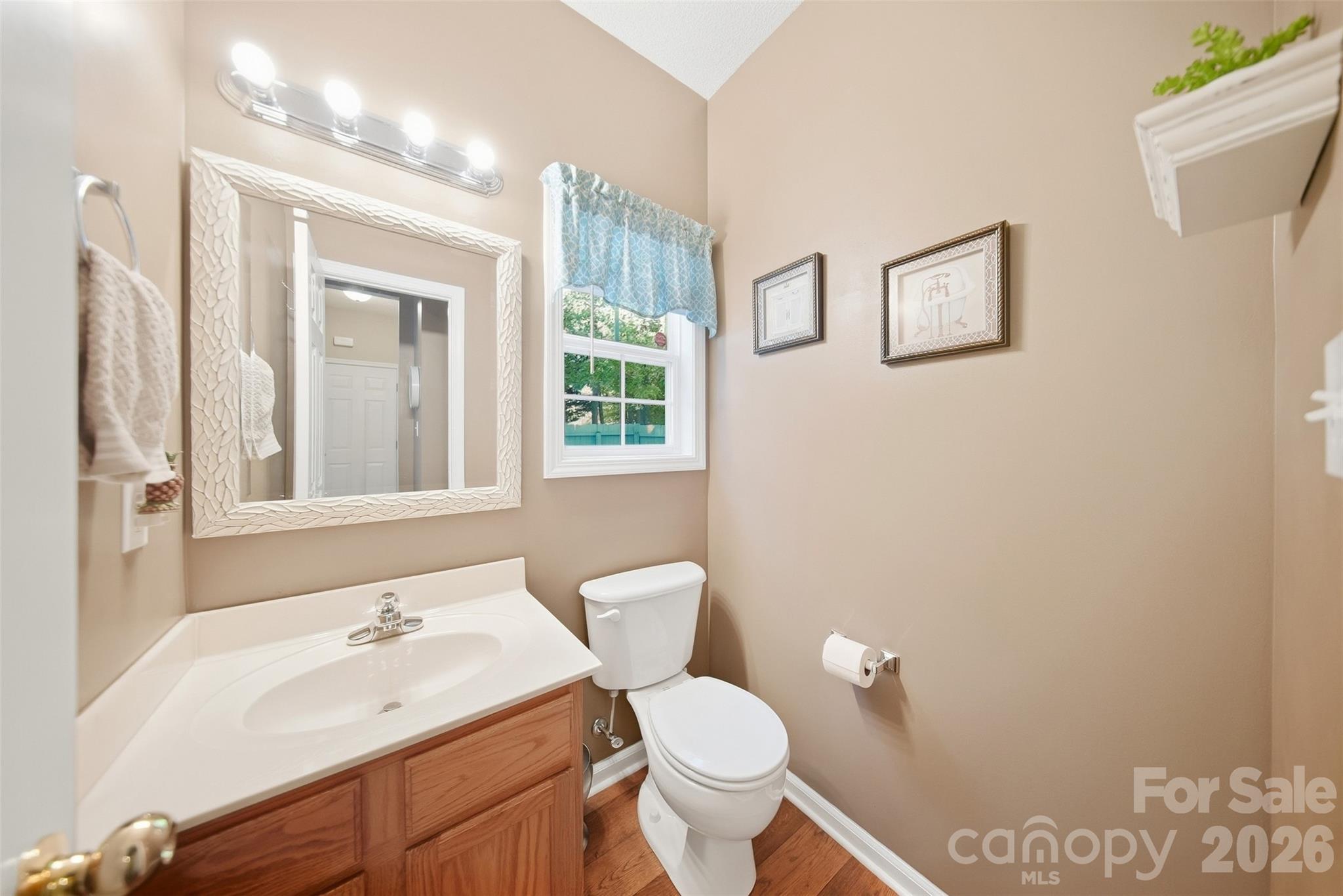 1242 Laurel Woods Drive Property Photo 13