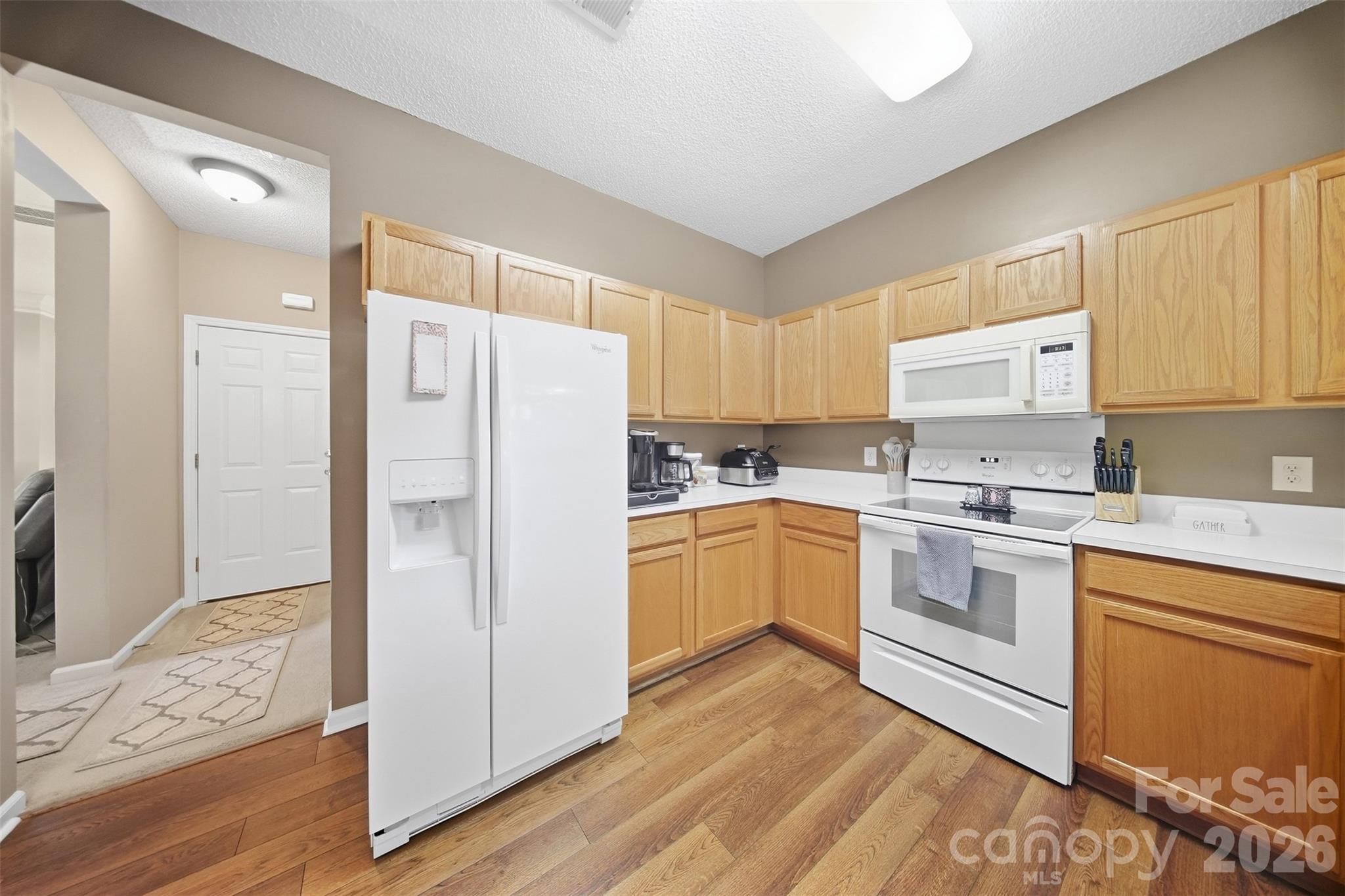1242 Laurel Woods Drive Property Photo 15