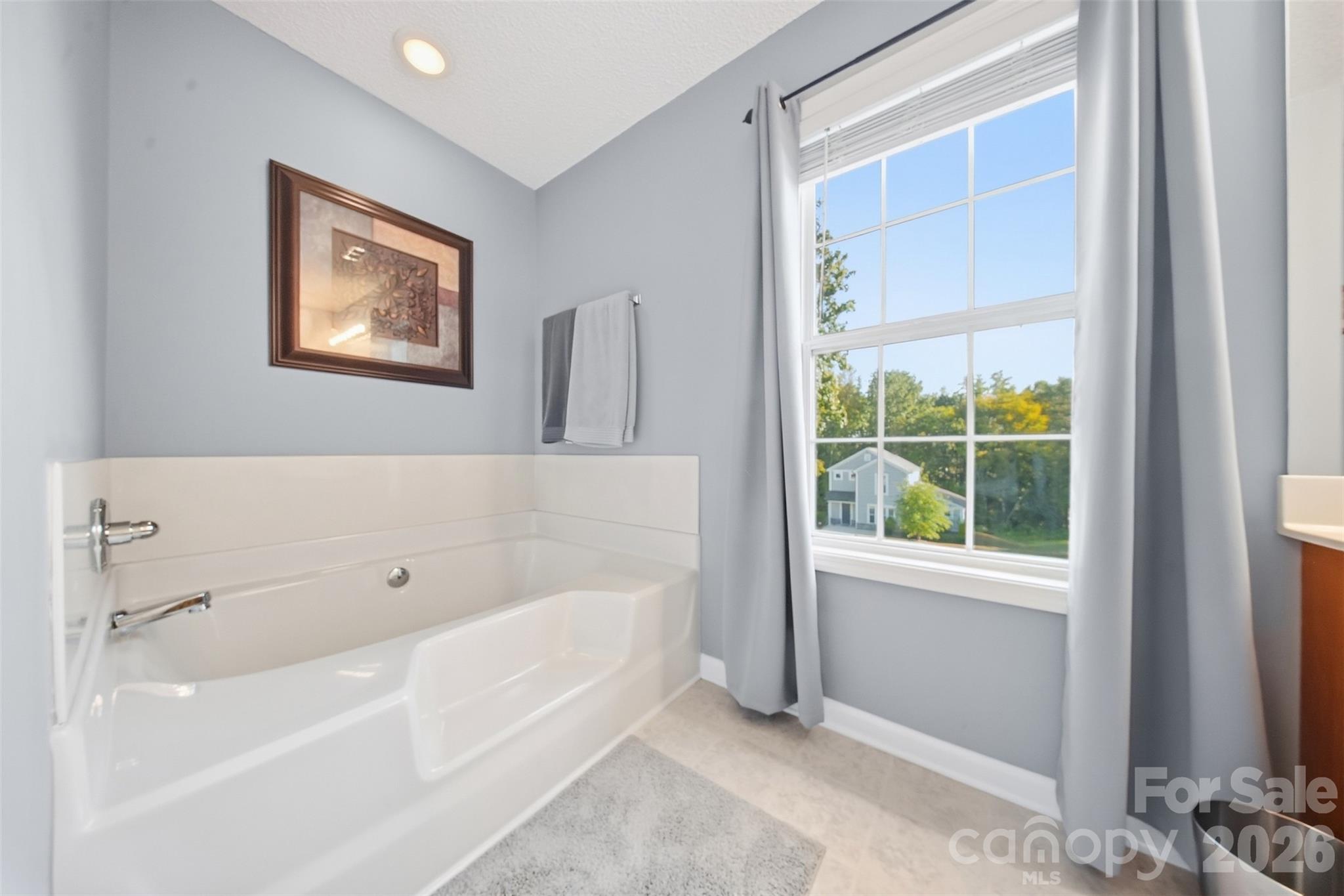 1242 Laurel Woods Drive Property Photo 26