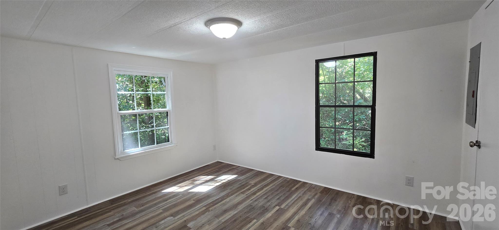 127 Louise Drive Property Photo 9