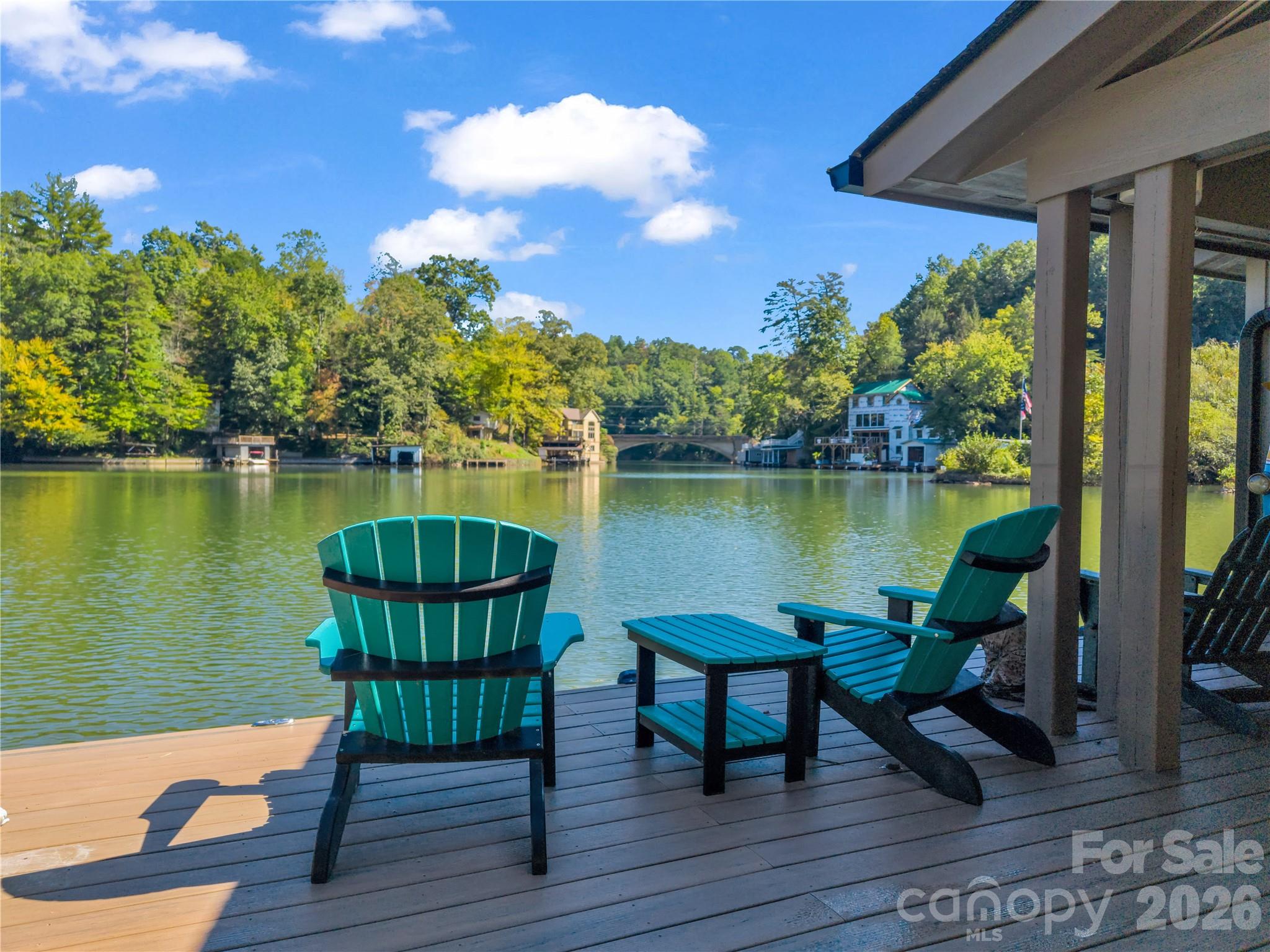 325 Tryon Bay Circle Property Photo 7