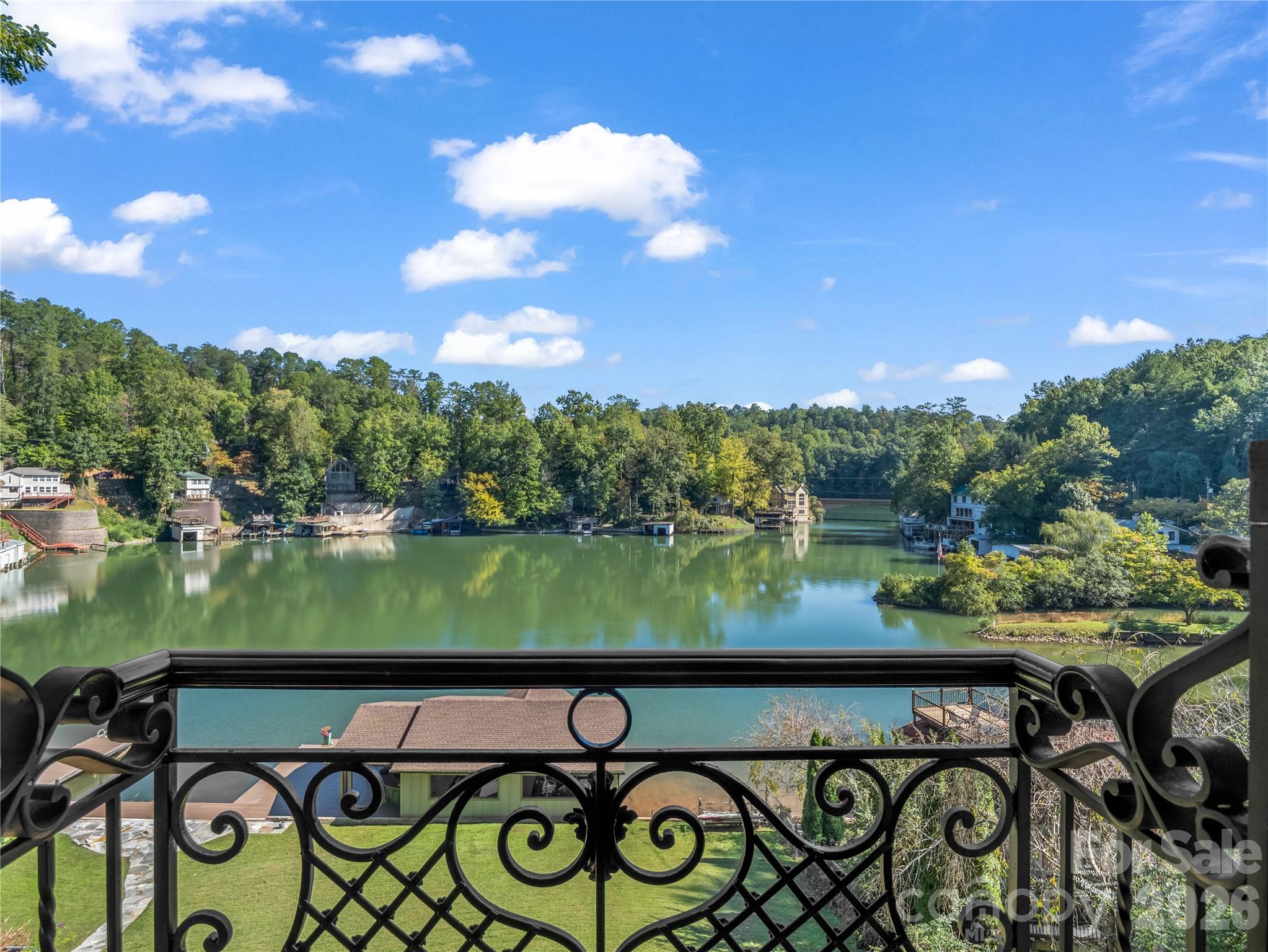 325 Tryon Bay Circle Property Photo 24