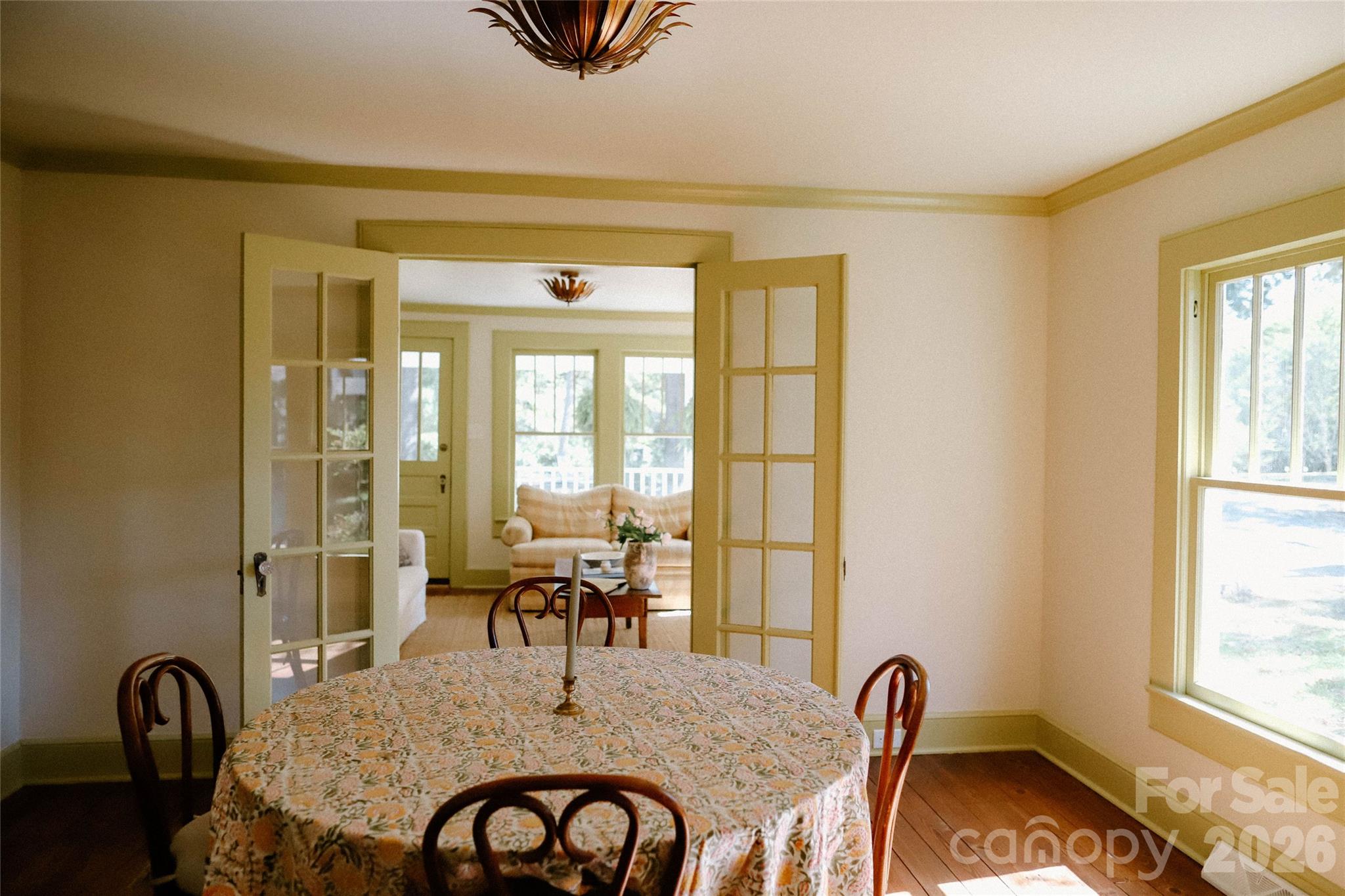 215 Krimminger Avenue Property Photo 5