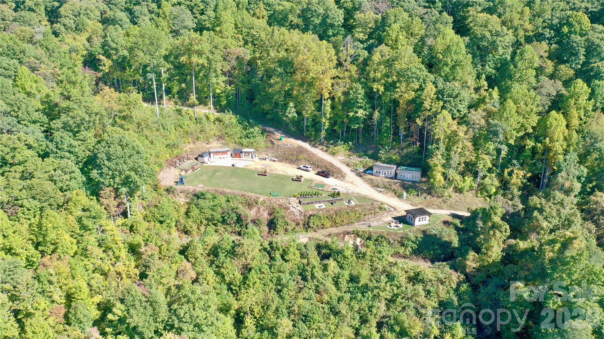 000 One Feather Road Property Photo 15