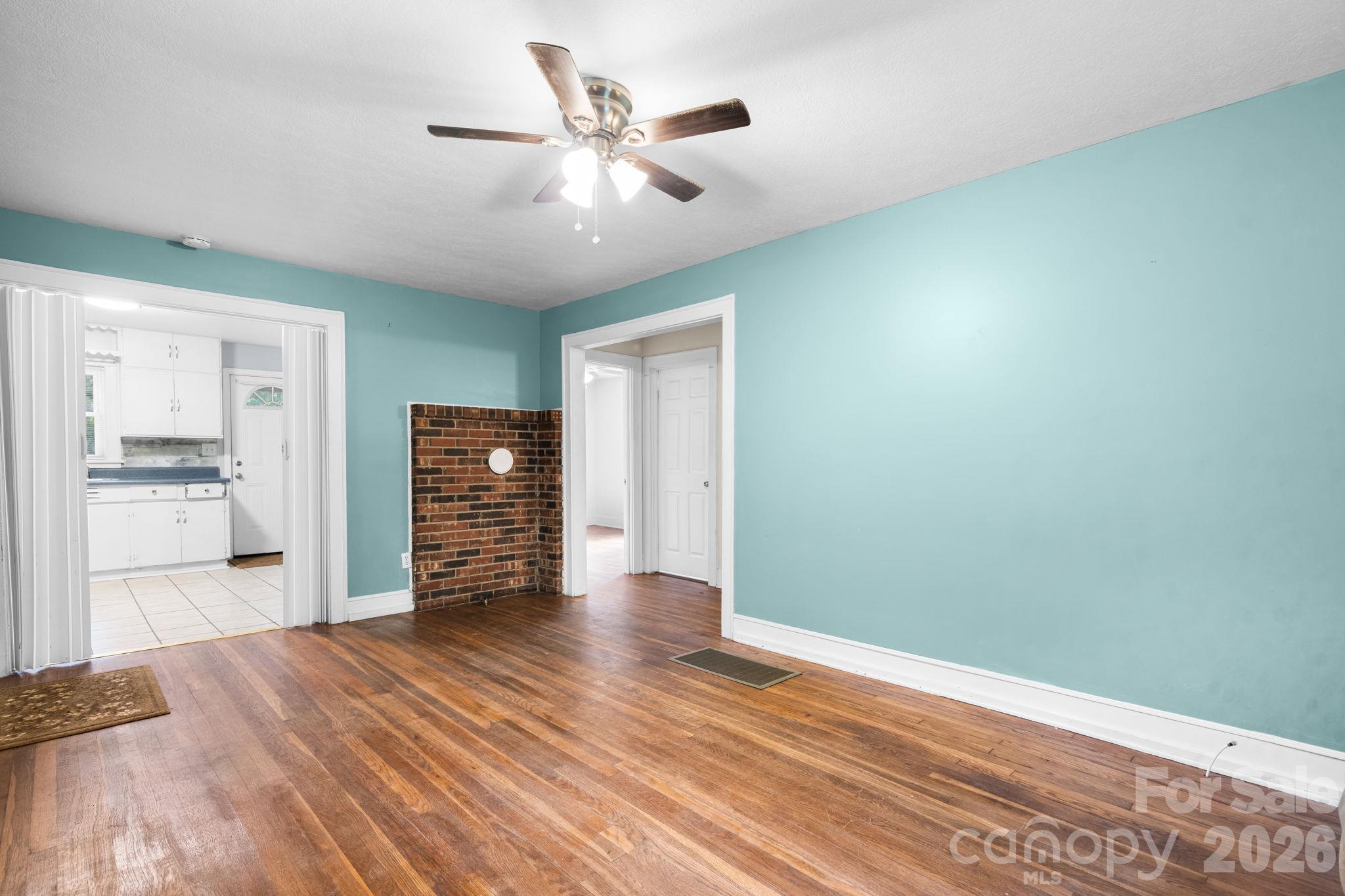 6048 Sugar Loaf Road Property Photo 6