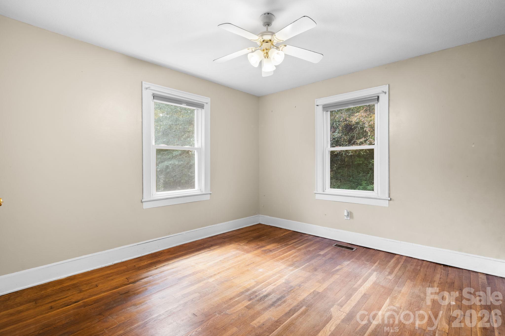 6048 Sugar Loaf Road Property Photo 7