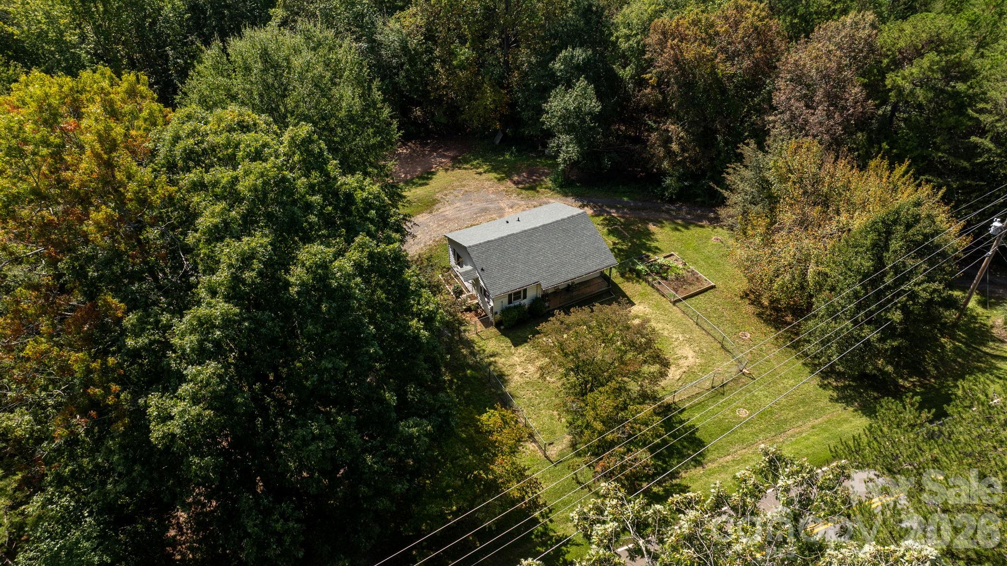 6048 Sugar Loaf Road Property Photo 20