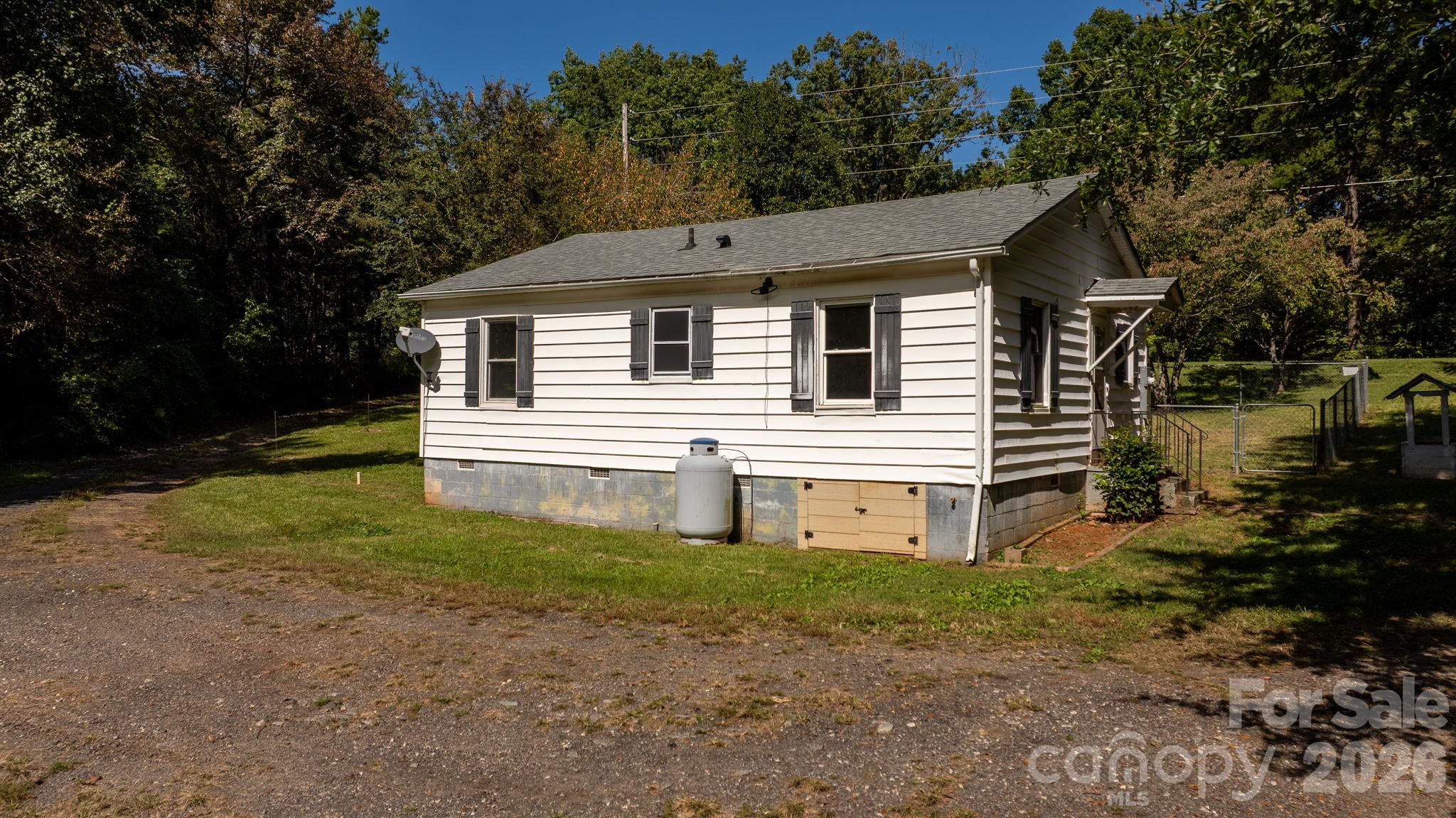 6048 Sugar Loaf Road Property Photo 22
