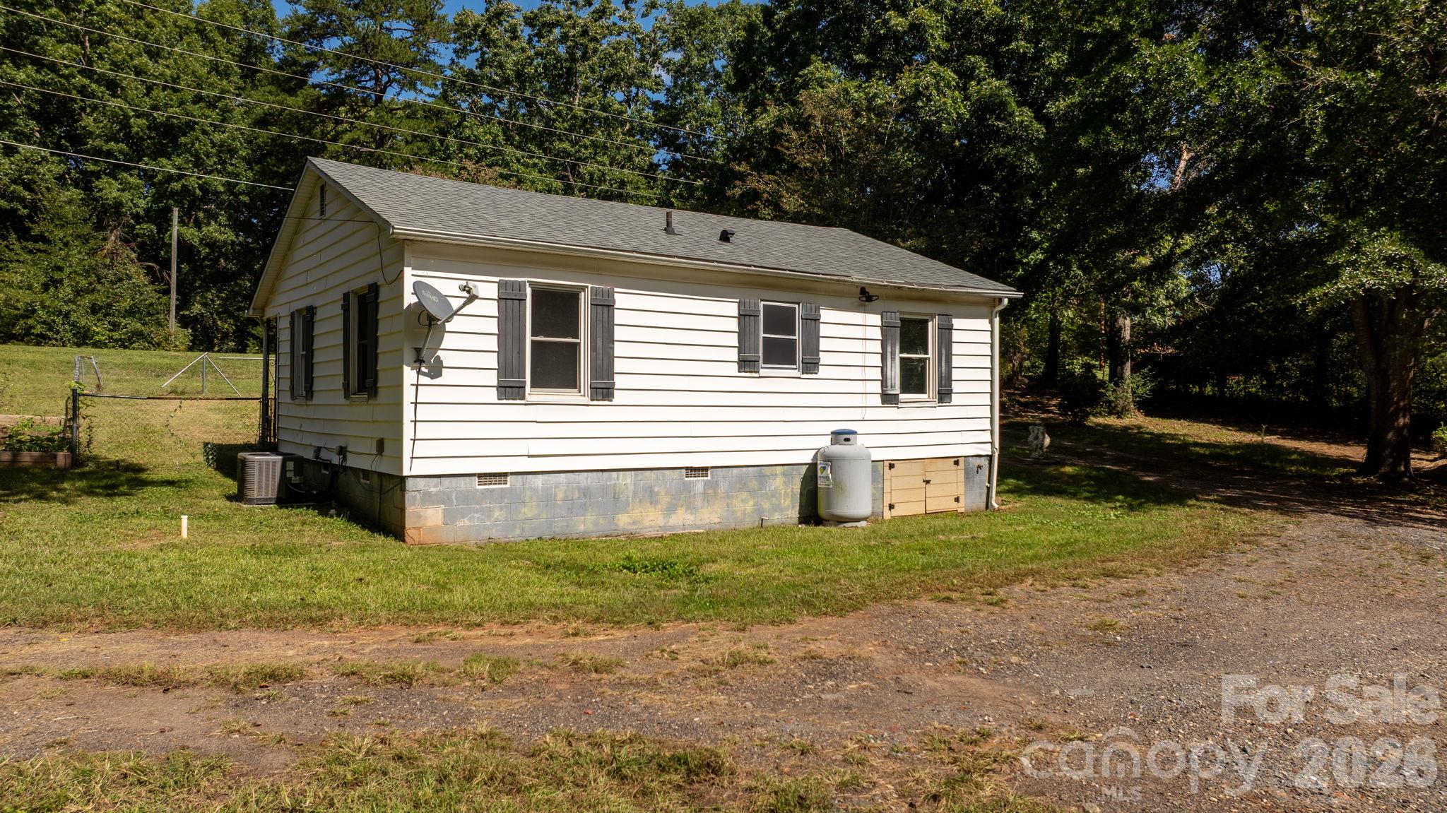 6048 Sugar Loaf Road Property Photo 26