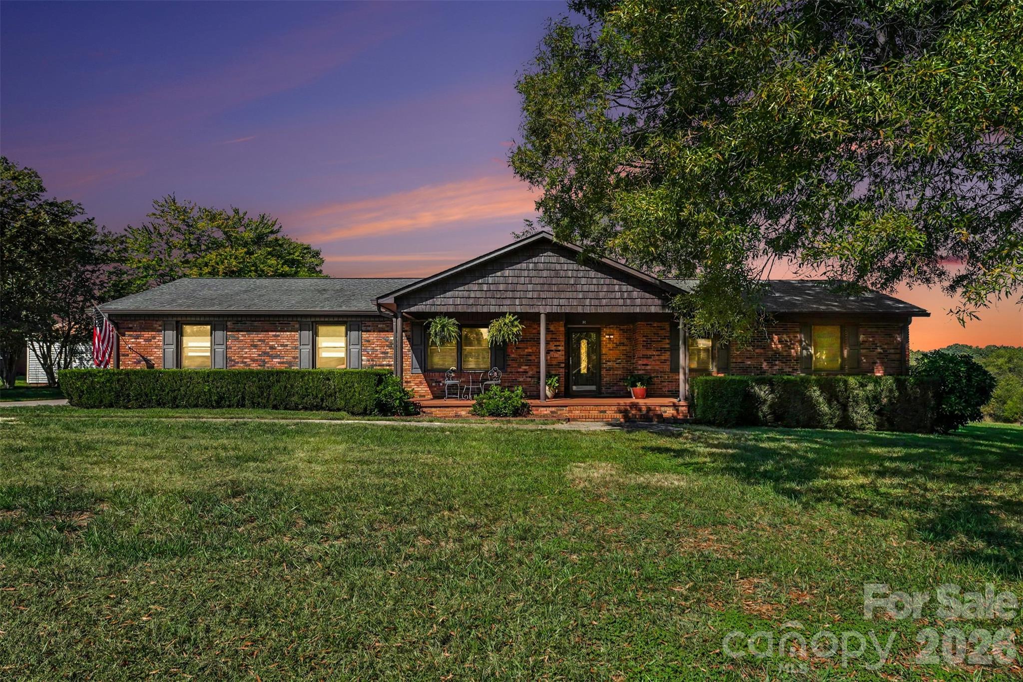 117 Oak Hill Lane Property Photo 1