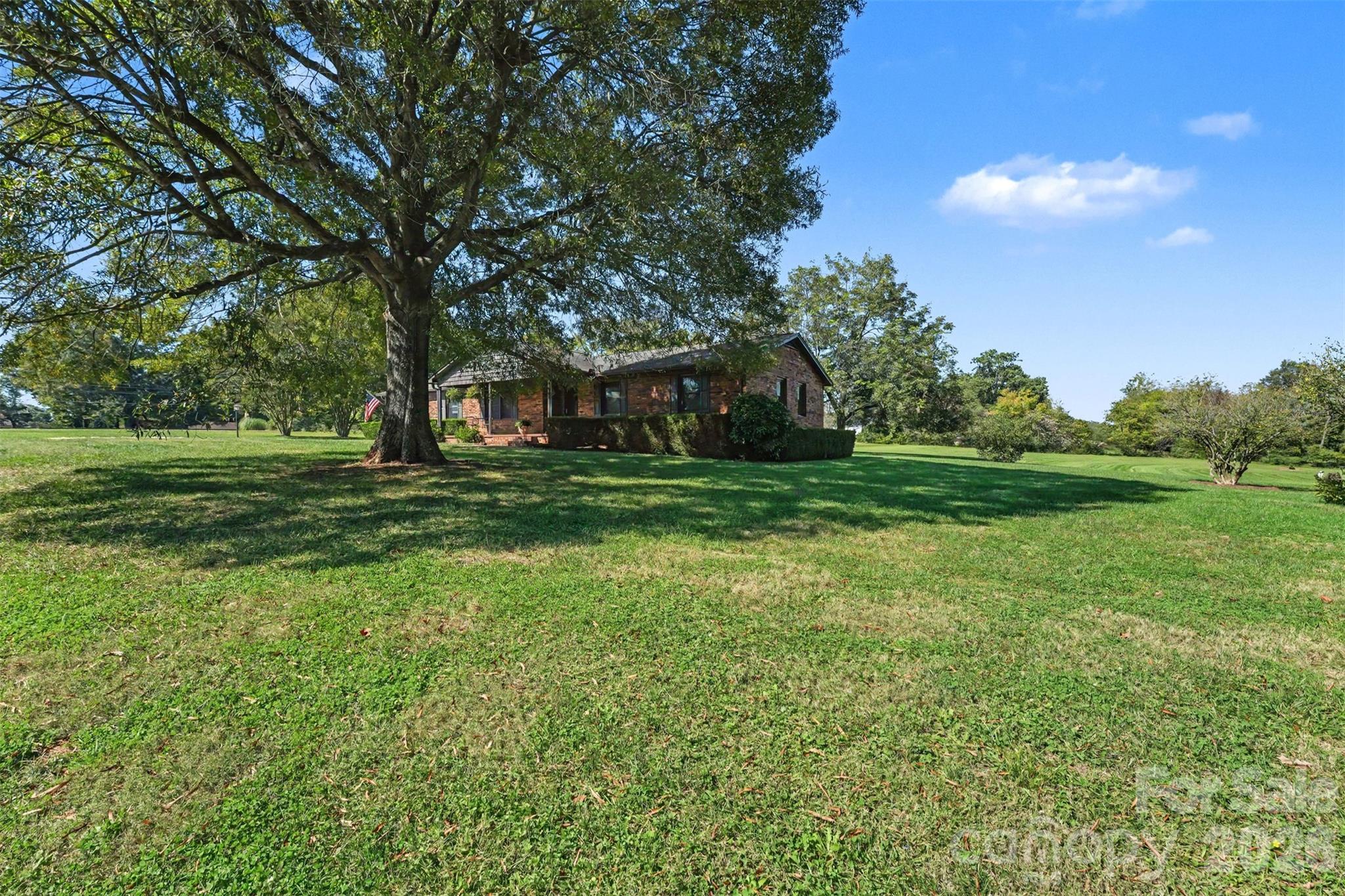 117 Oak Hill Lane Property Photo 3