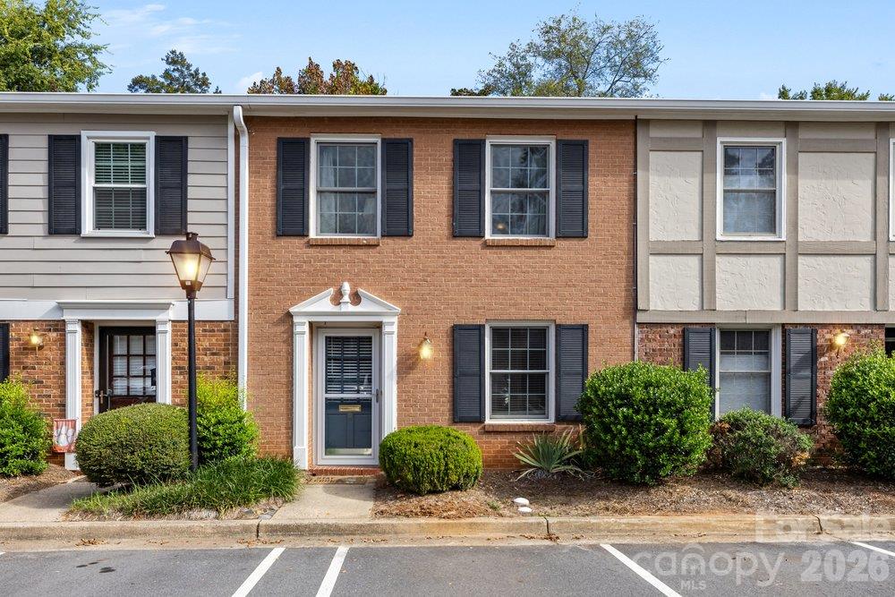 4607 Hedgemore Drive D Property Photo 1