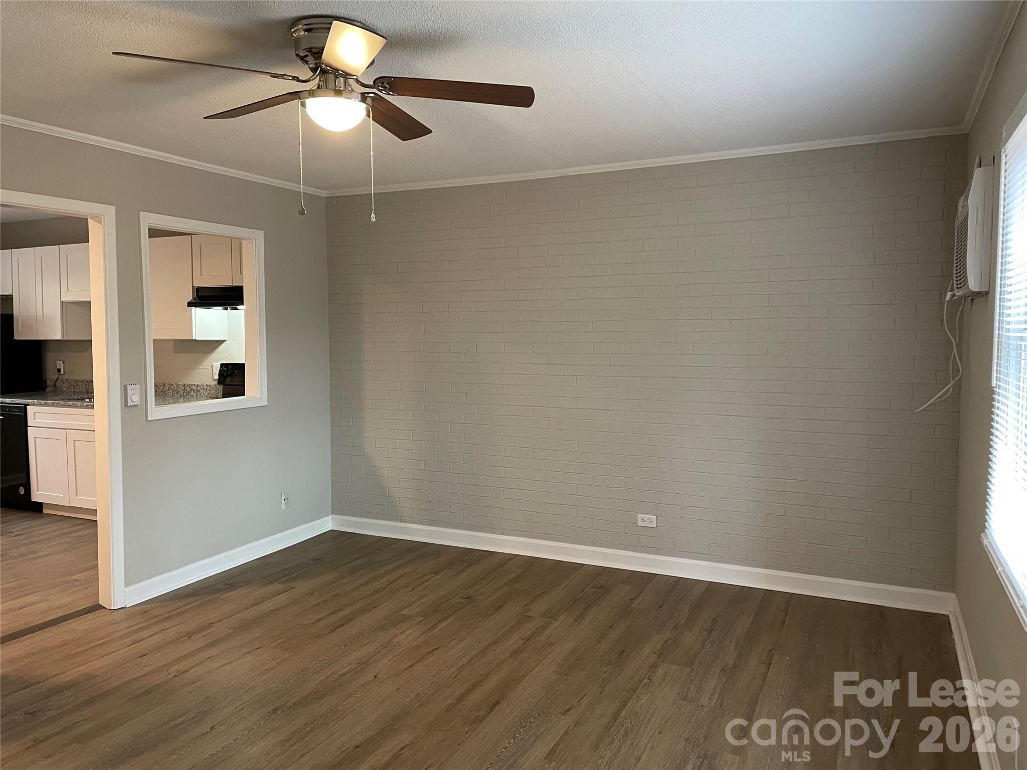 160 Drum Street Property Photo 4