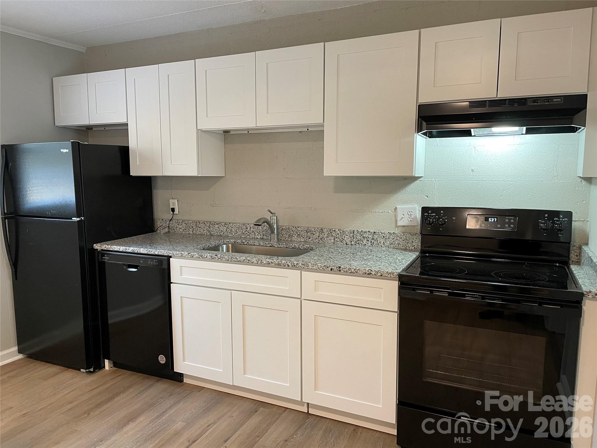 160 Drum Street Property Photo 7