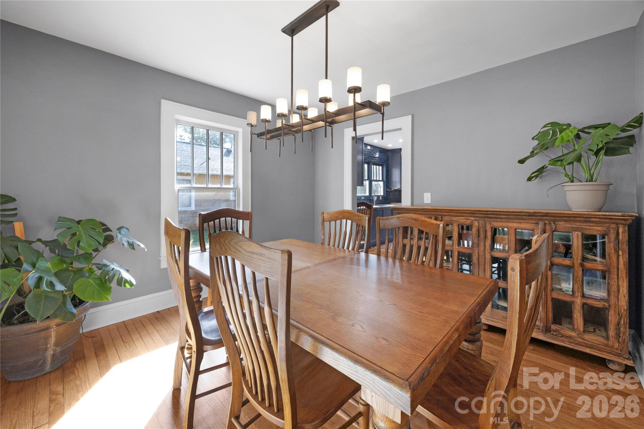 724 Walnut Avenue Property Photo 32