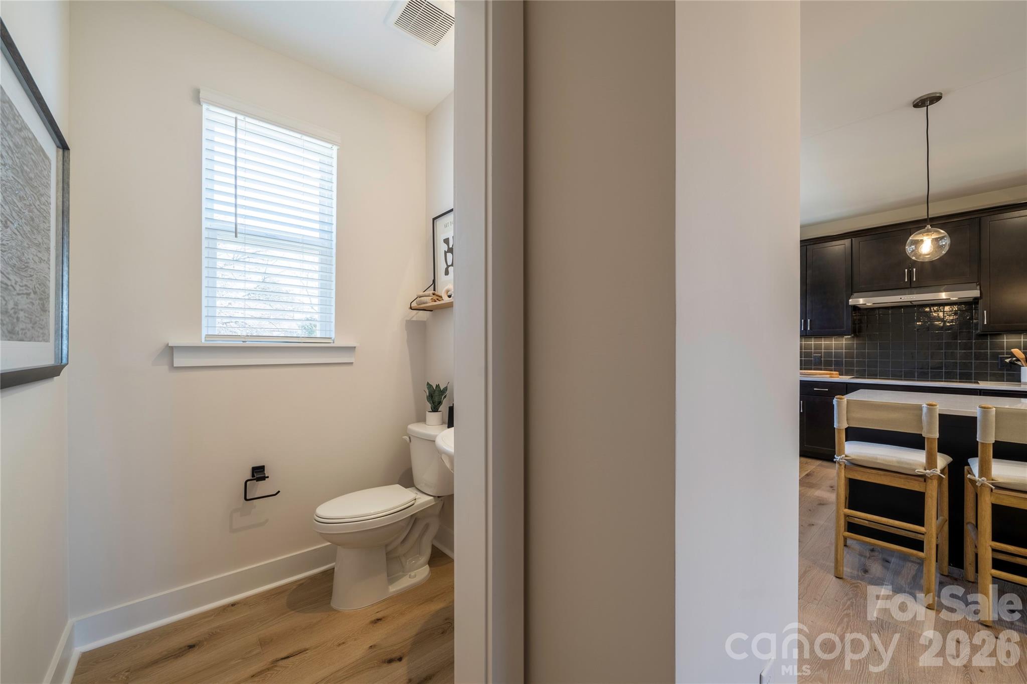 1431 Levy Way Property Photo 11