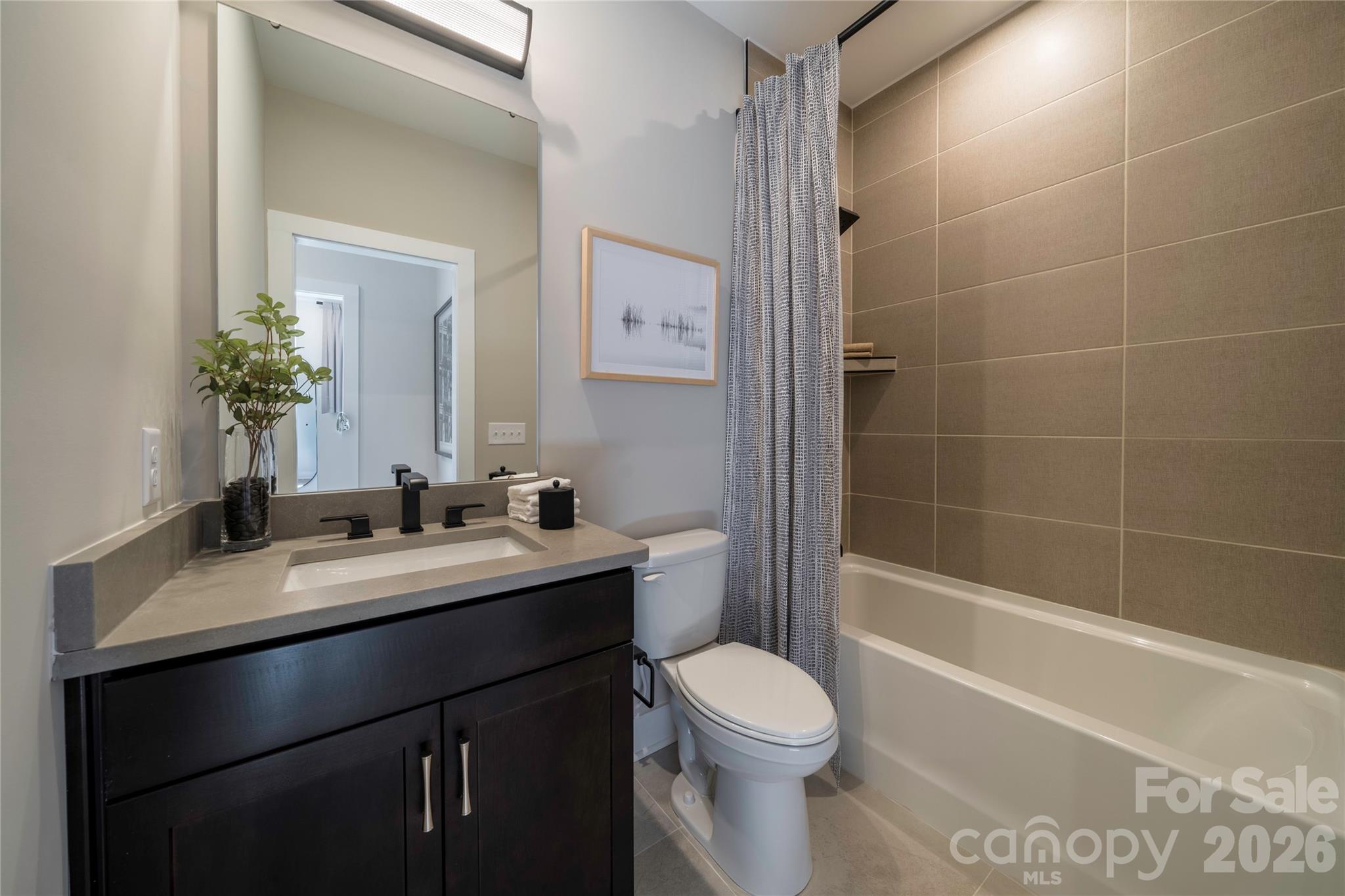 1431 Levy Way Property Photo 17