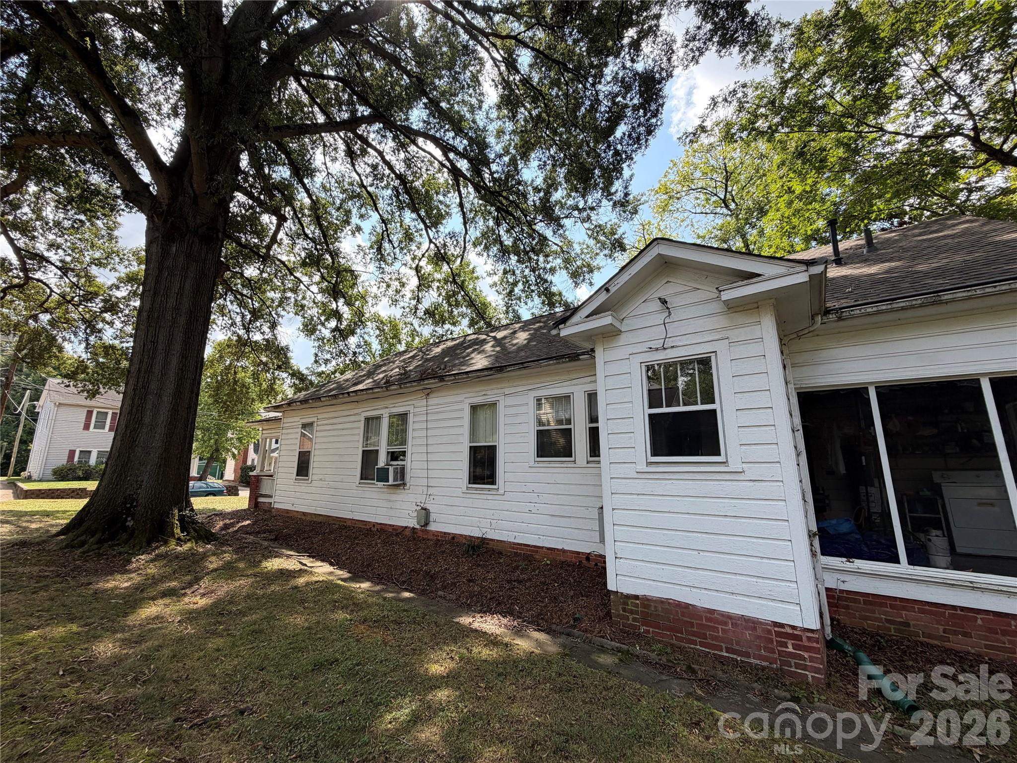44 Academy Avenue Property Photo 6