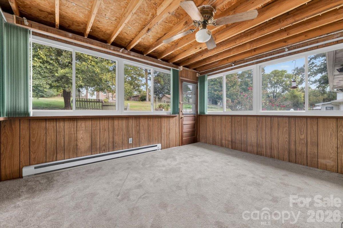 6324 Elmwood Circle 14 Property Photo 12