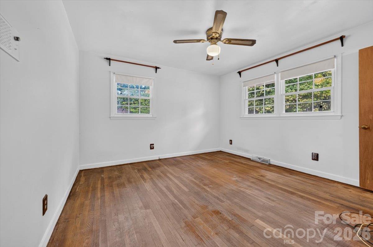 6324 Elmwood Circle 14 Property Photo 22