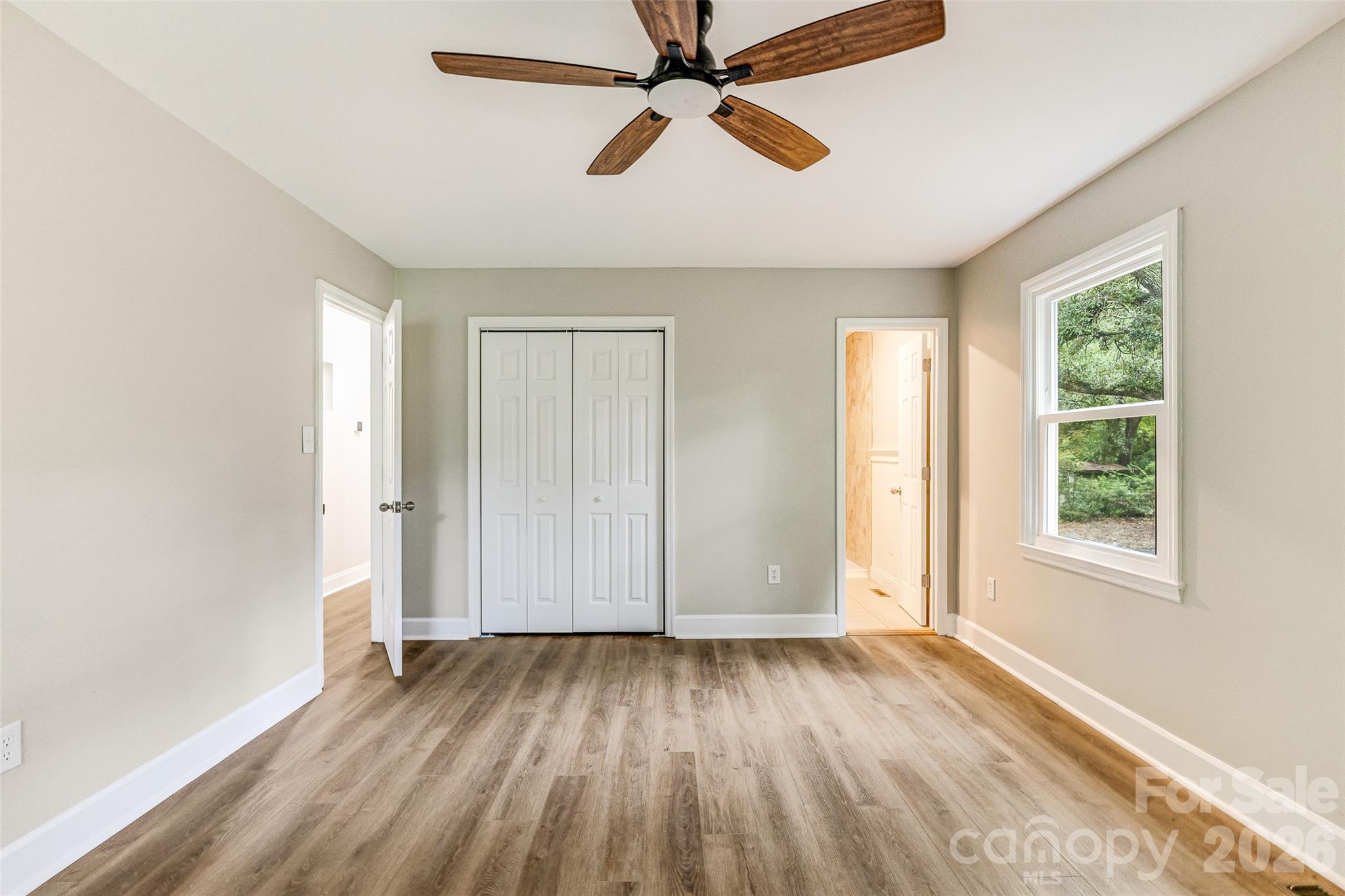 929 E Leonard Street Property Photo 35