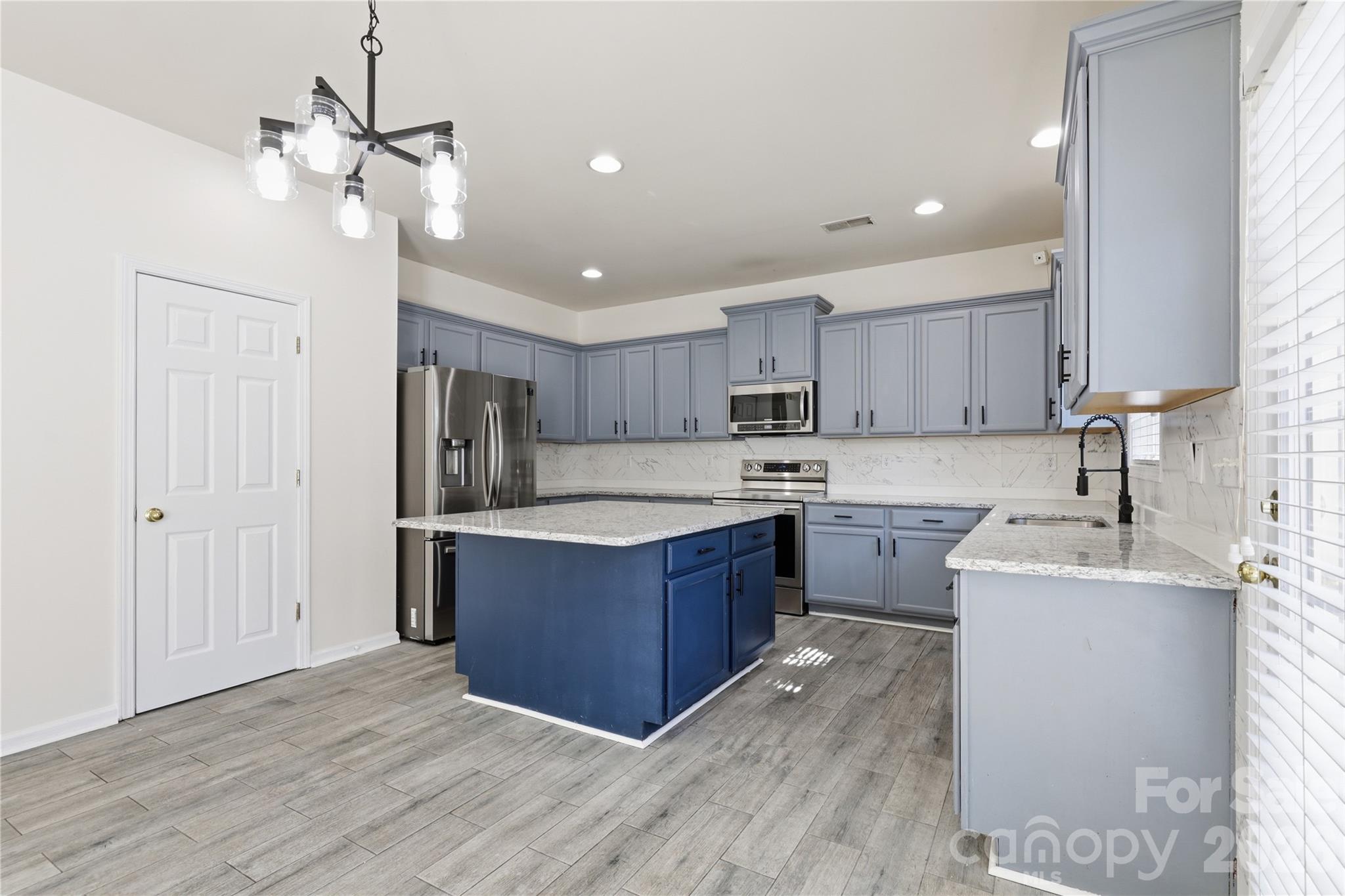 1318 Gambel Drive Property Photo 12