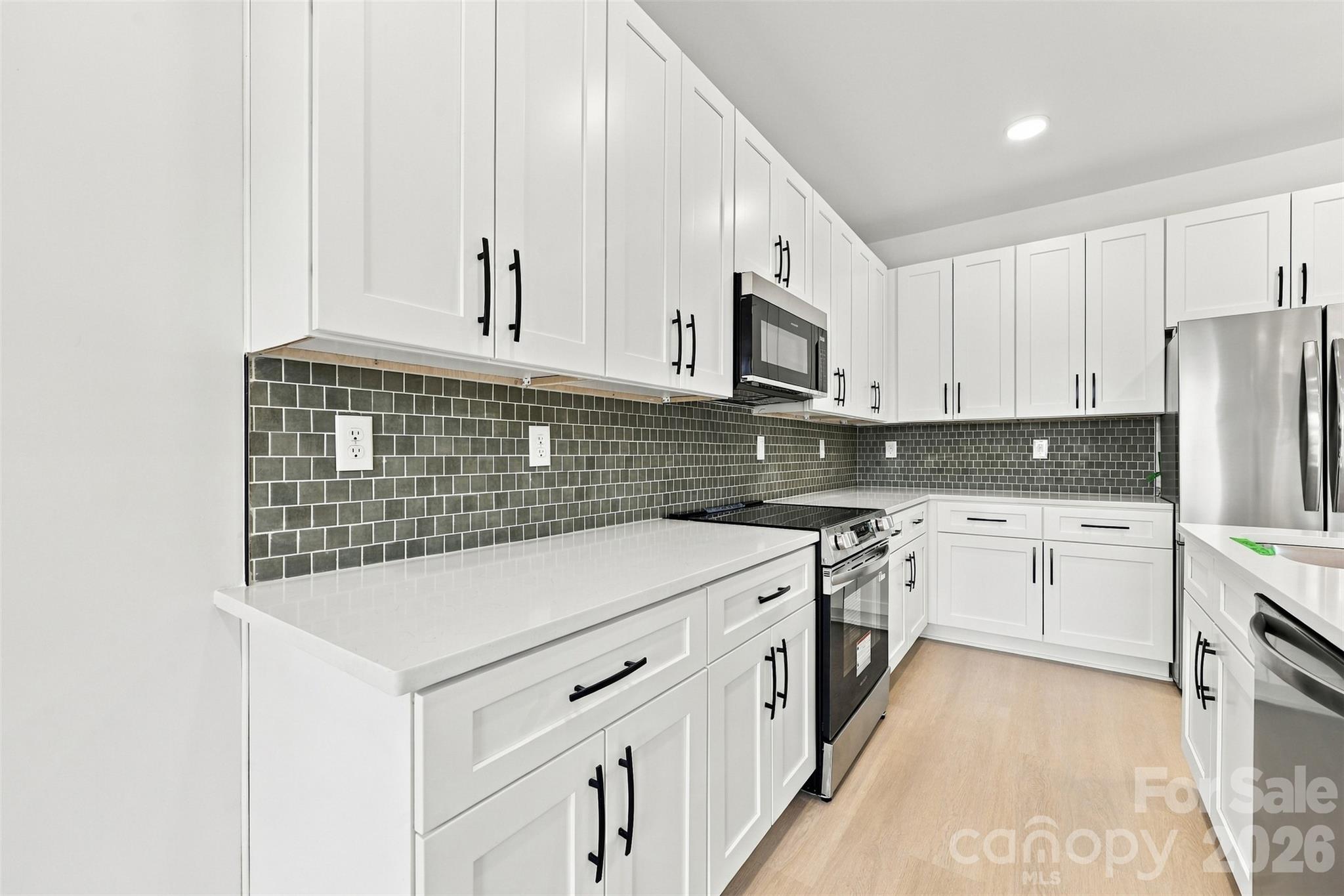 604 N Broad Street Property Photo 6