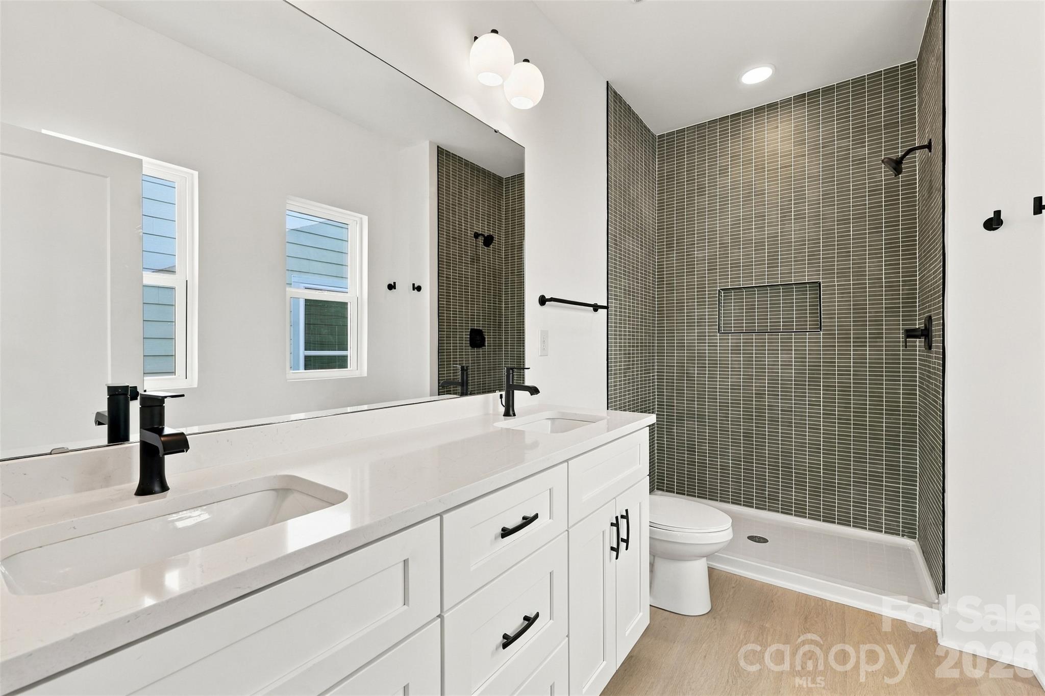 604 N Broad Street Property Photo 12