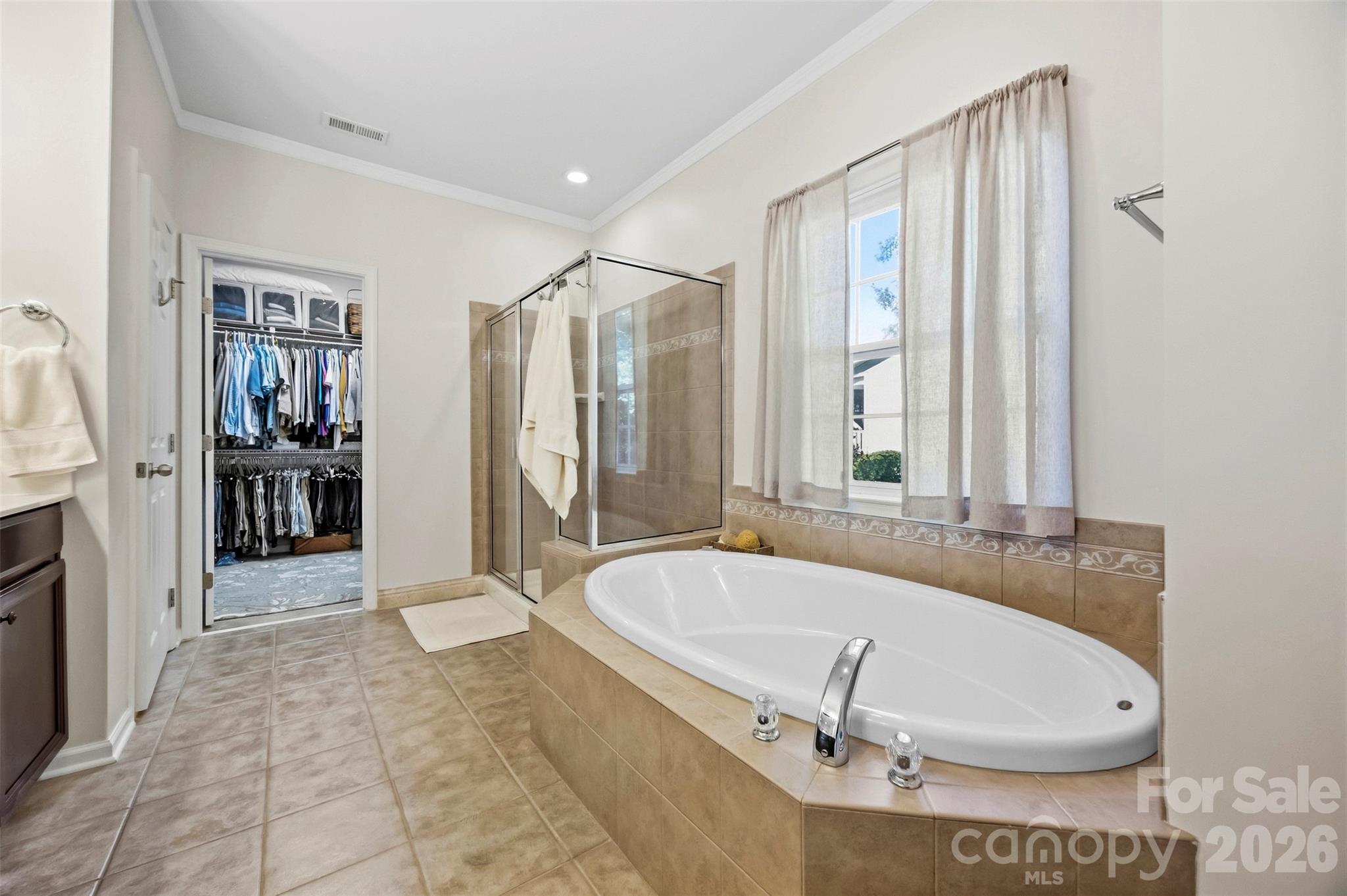205 Woodward Ridge Drive Property Photo 21