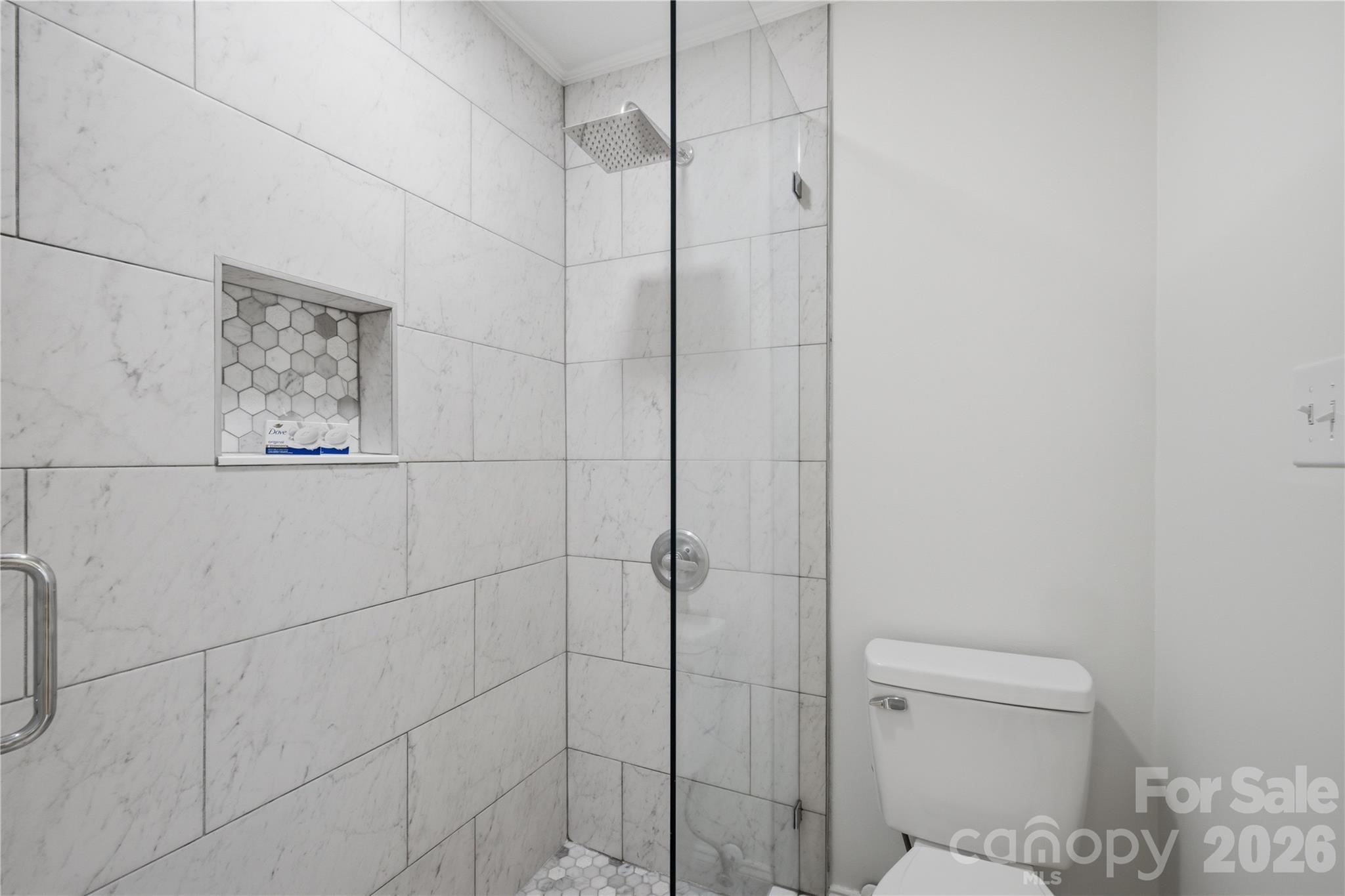 1109 E Morehead Street 16 Property Photo 13