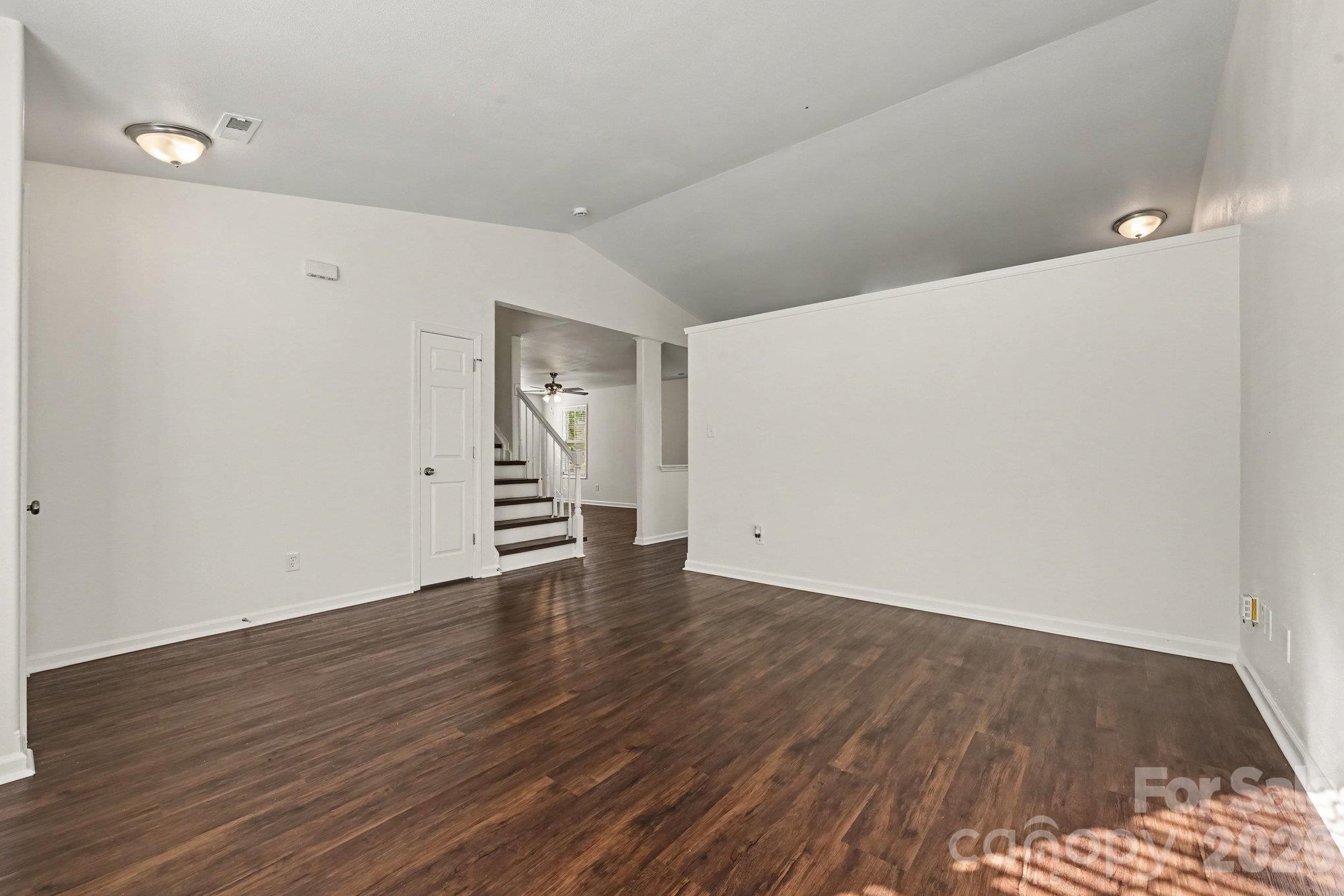 10502 Glory Meadow Court Property Photo 3