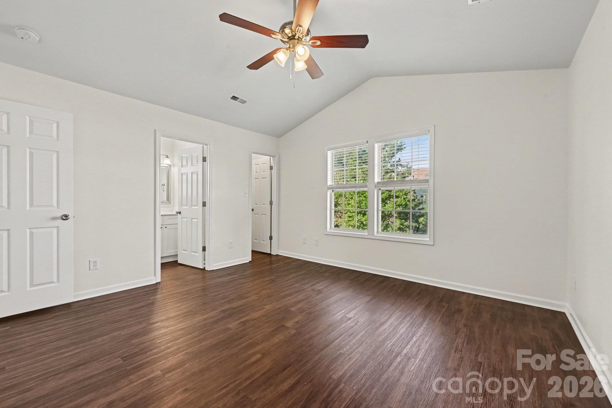 10502 Glory Meadow Court Property Photo 9