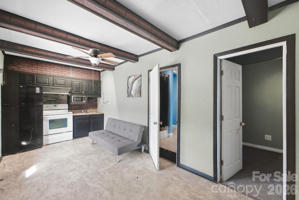 1942 Georgia Road Property Photo 15