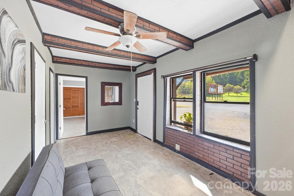 1942 Georgia Road Property Photo 17