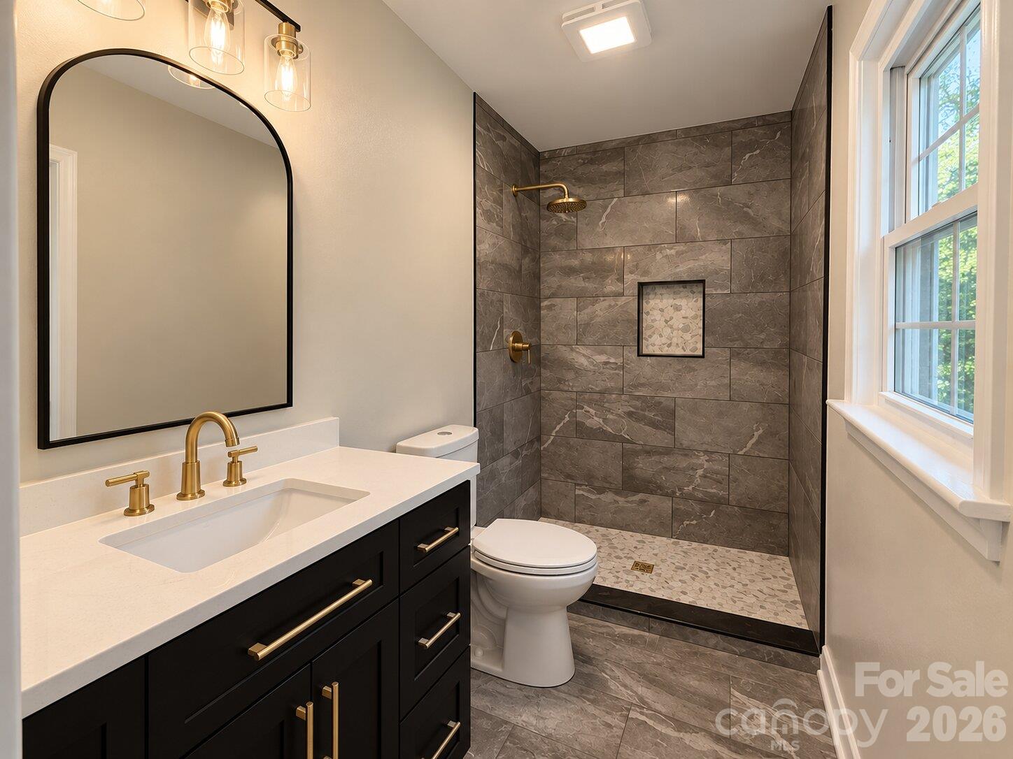 2808 28th Street Property Photo 9