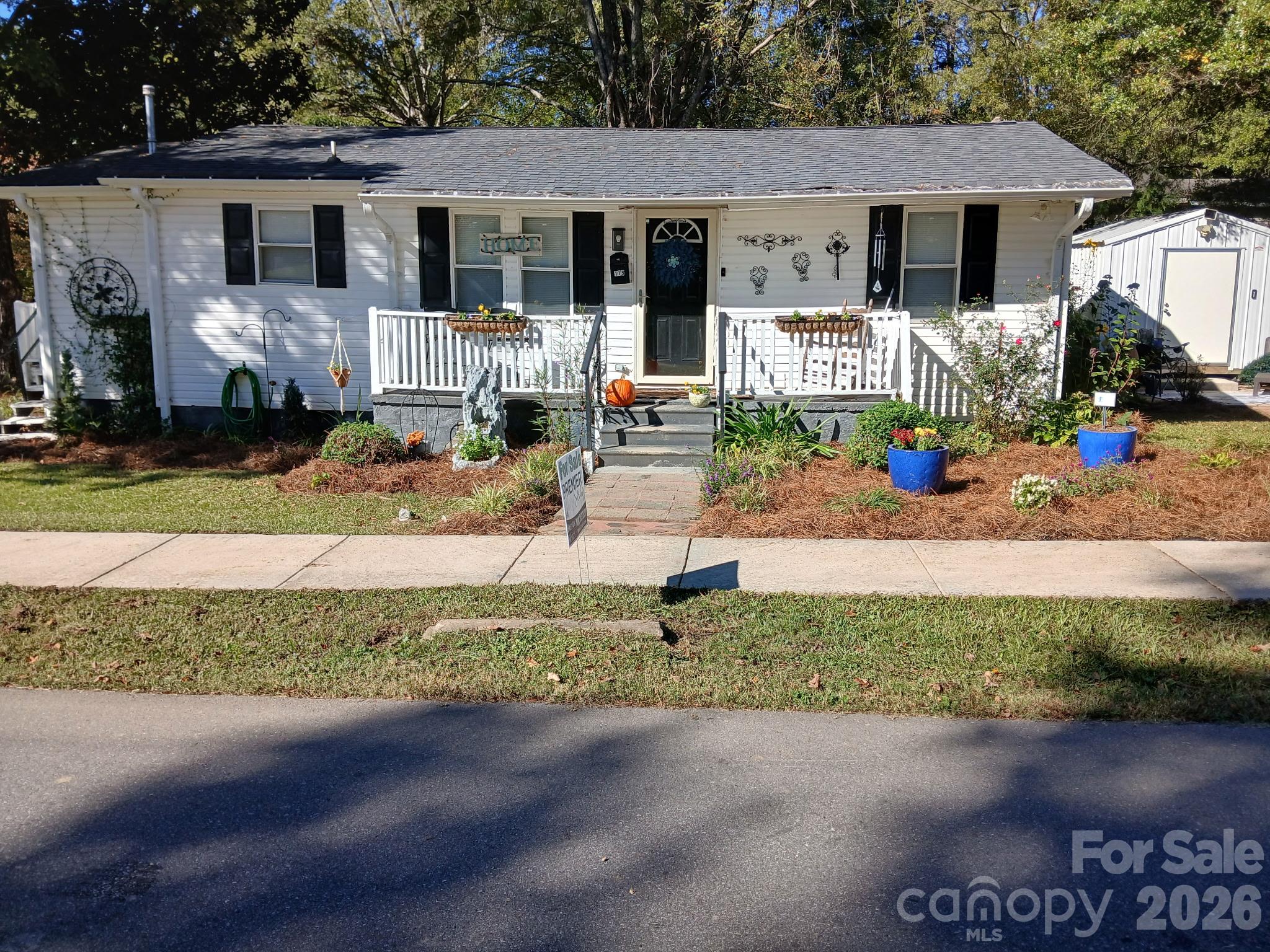 115 S Davis Street Property Photo 1