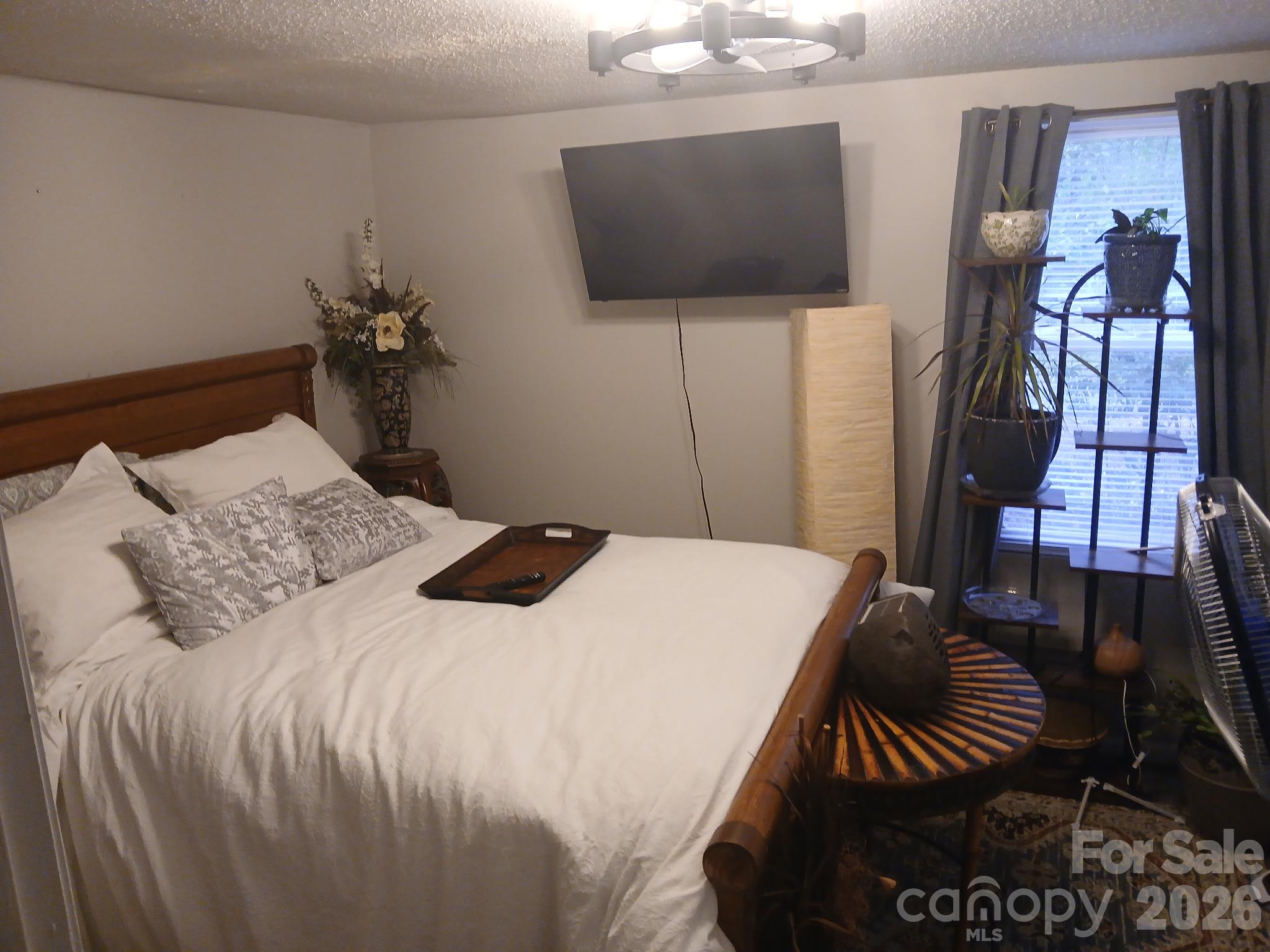 115 S Davis Street Property Photo 14