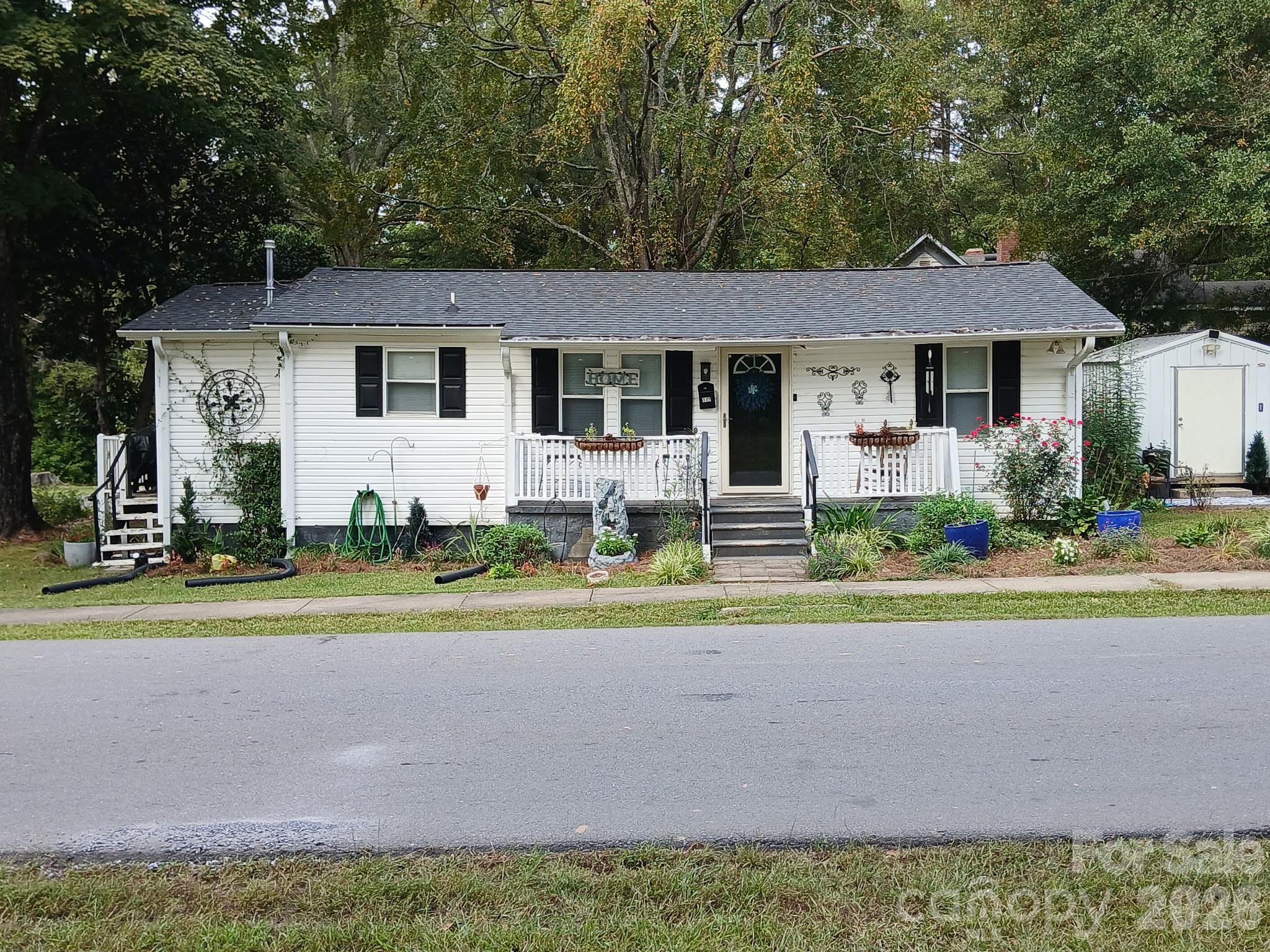 115 S Davis Street Property Photo 20