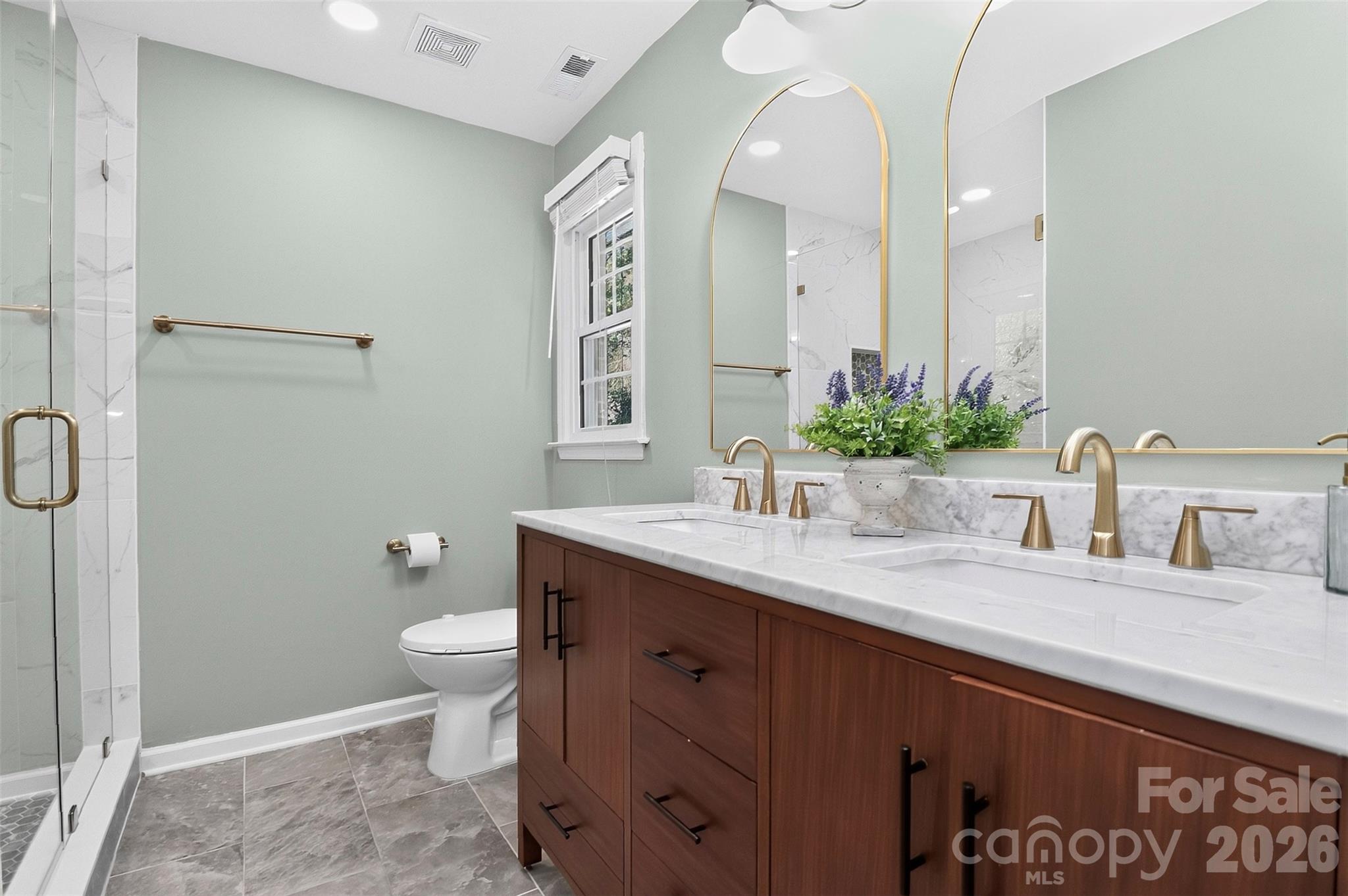 9915 Ridgemore Drive Property Photo 18