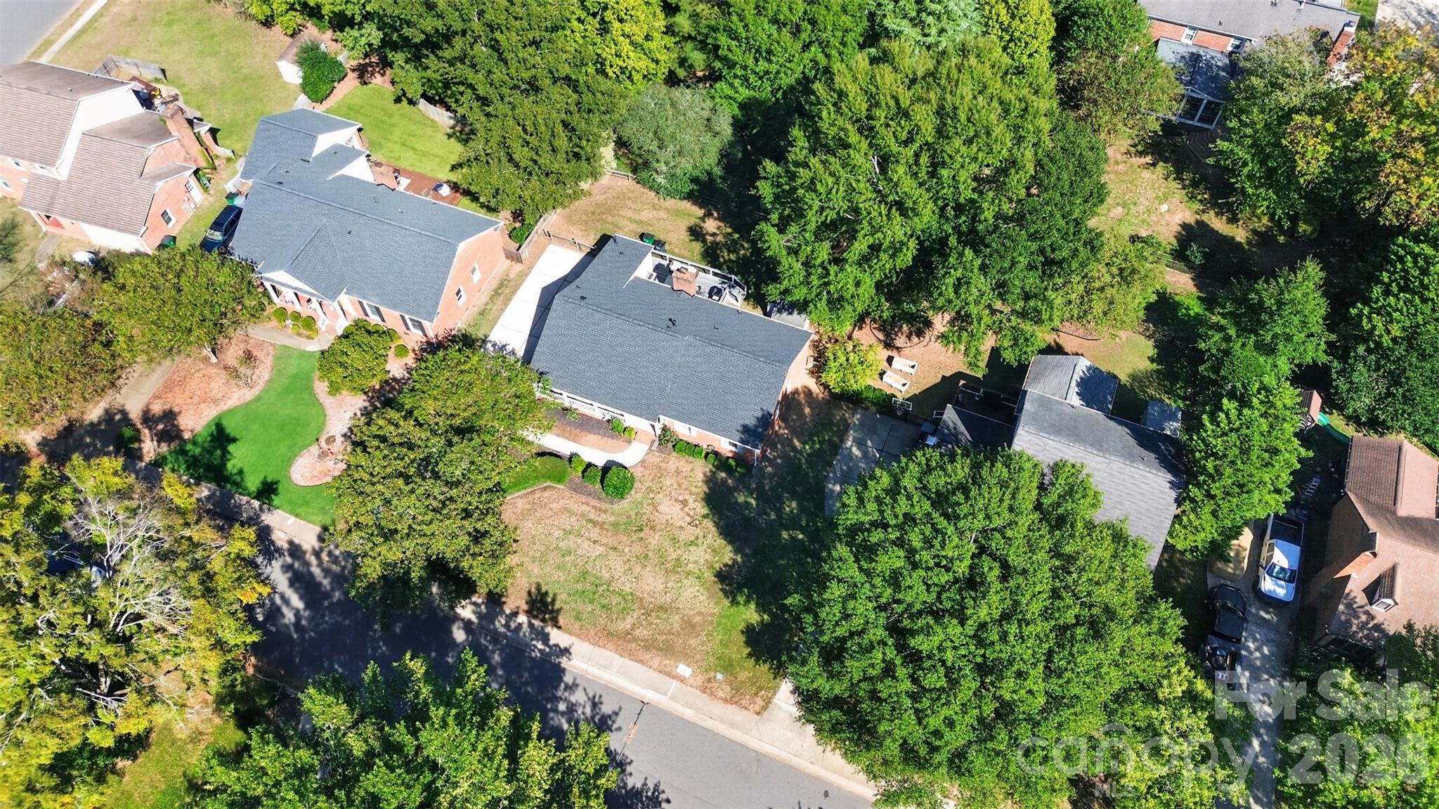 9915 Ridgemore Drive Property Photo 37