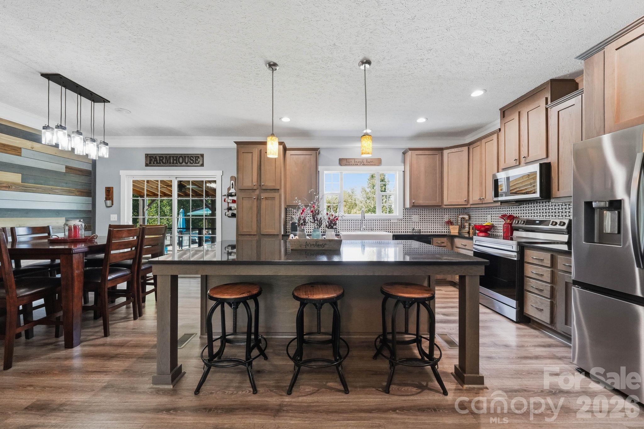 1130 Wetmore Road Property Photo 19