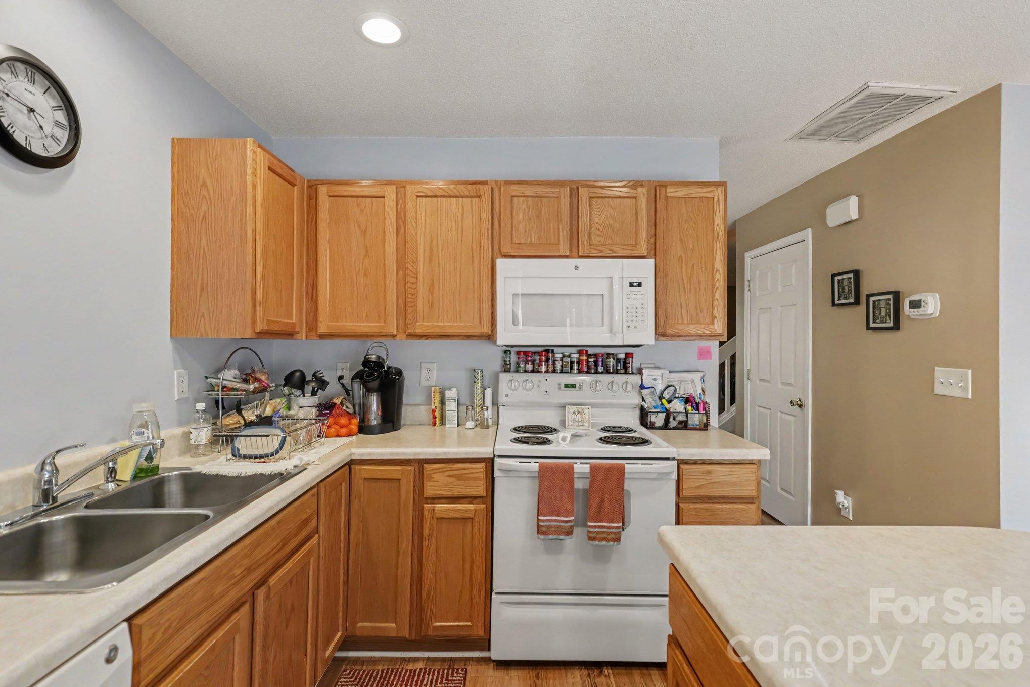 12732 Hennigan Place Lane Property Photo 16