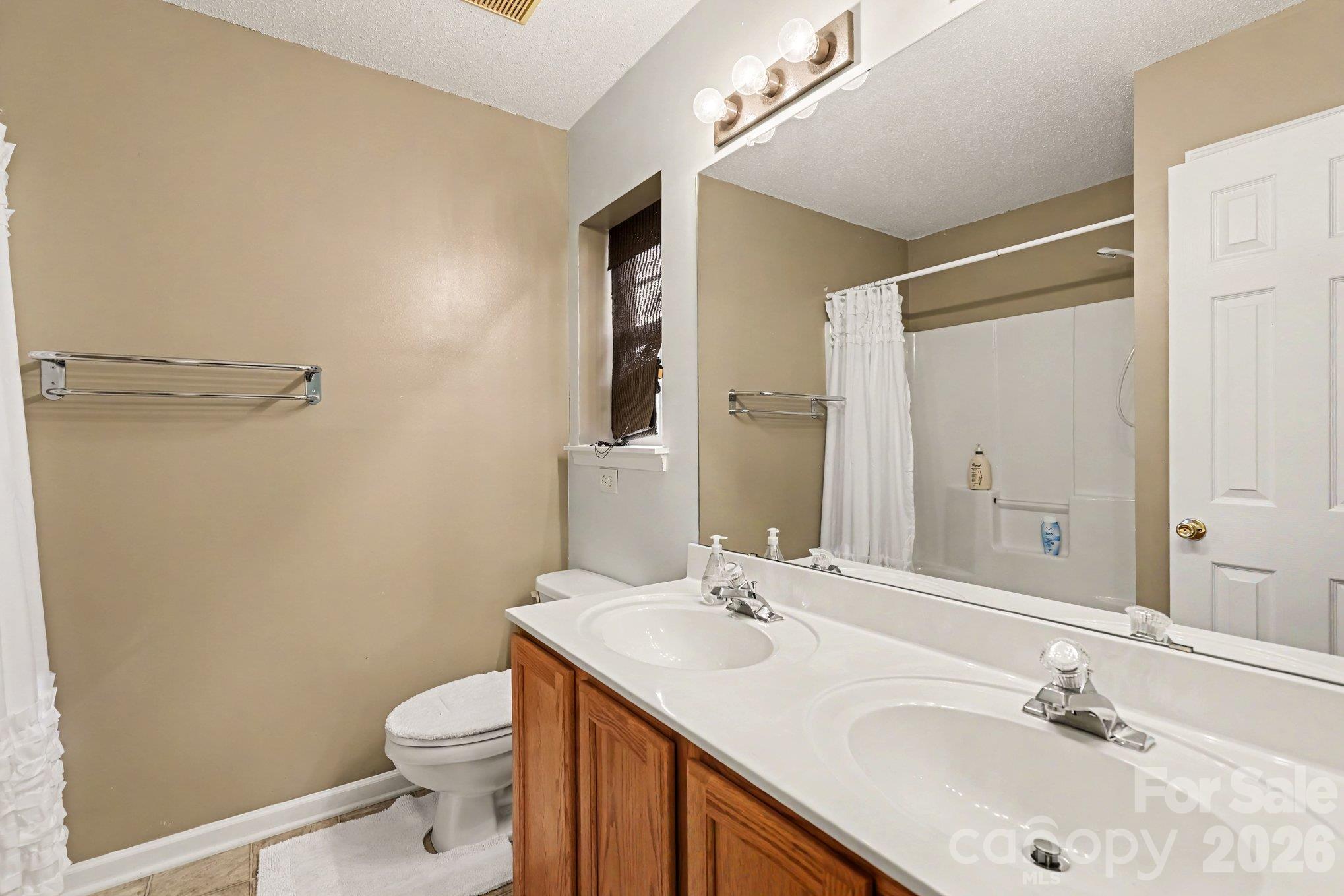 12732 Hennigan Place Lane Property Photo 30