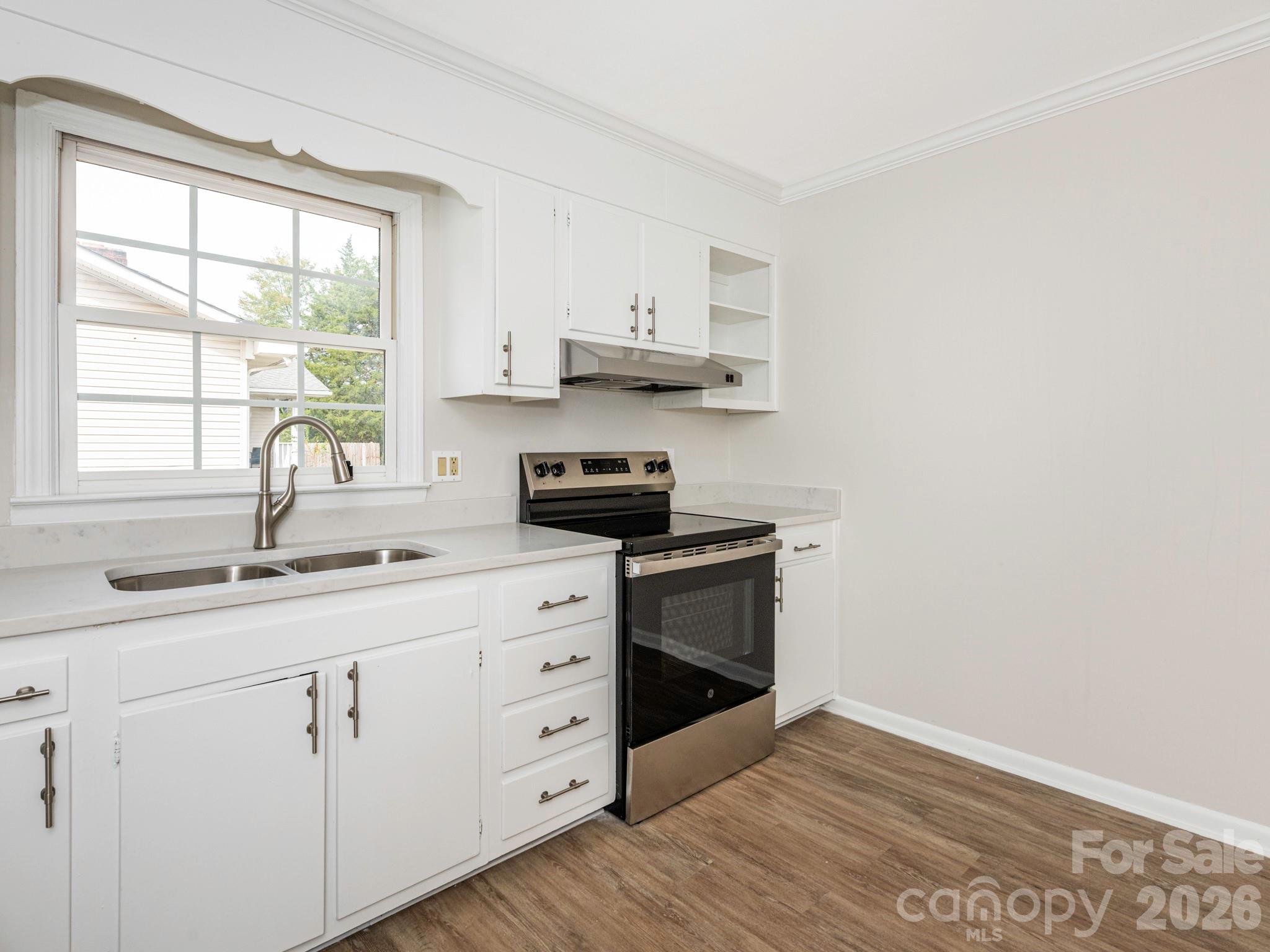 4305 Weddington Road Property Photo 5