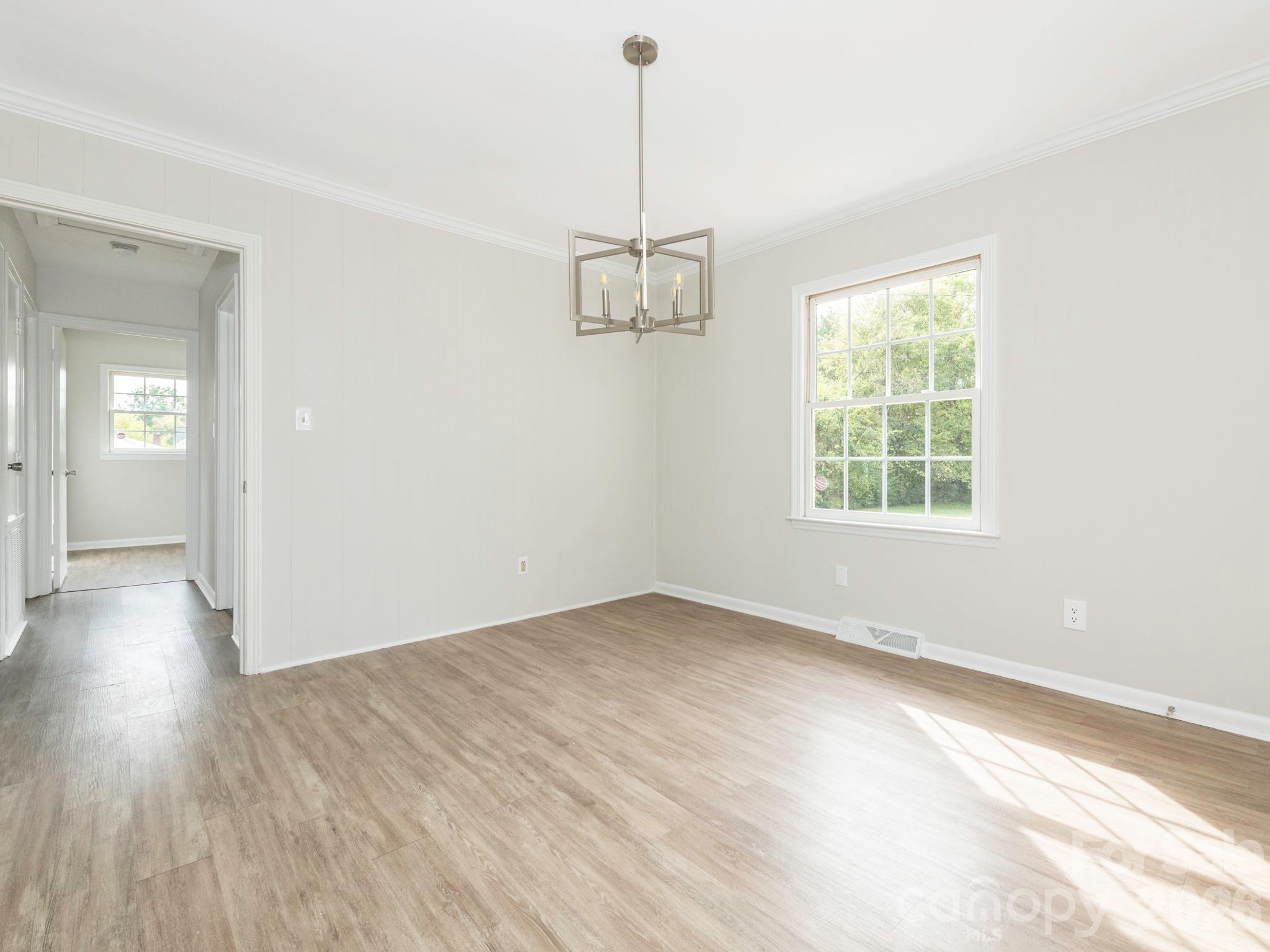 4305 Weddington Road Property Photo 7