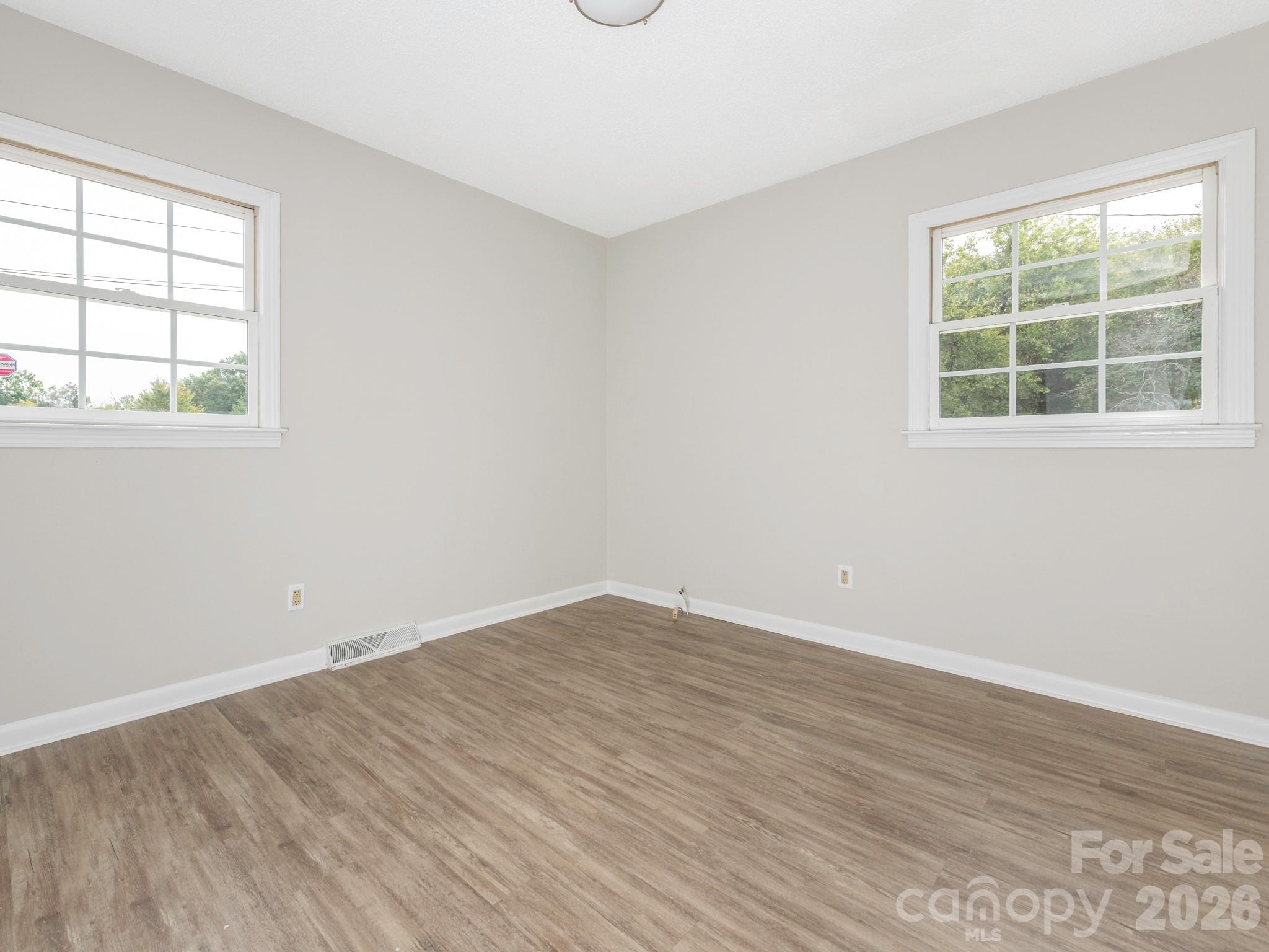 4305 Weddington Road Property Photo 8