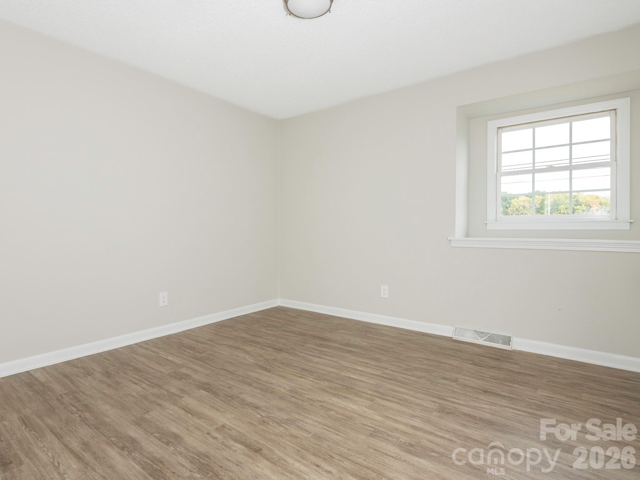 4305 Weddington Road Property Photo 9