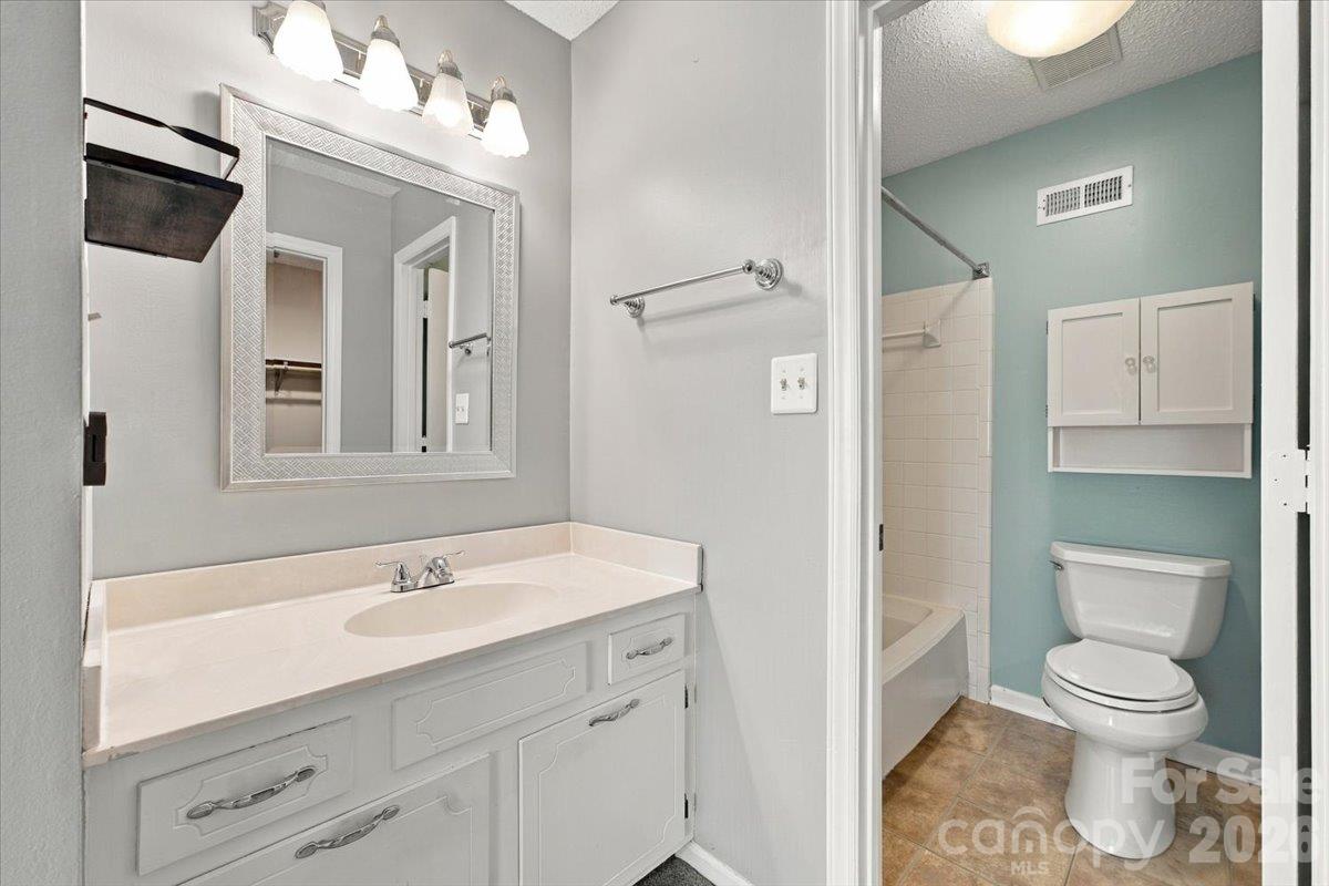 10905 Rail Tye Place Property Photo 34