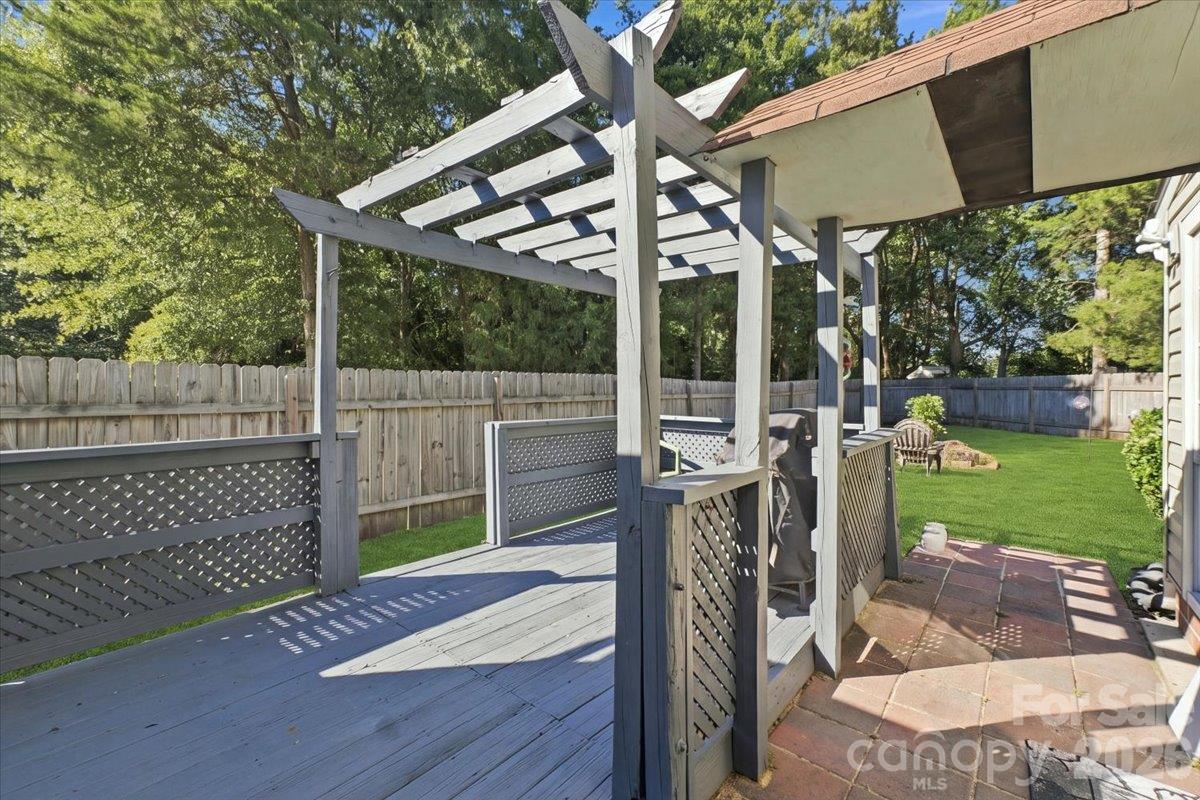 10905 Rail Tye Place Property Photo 37