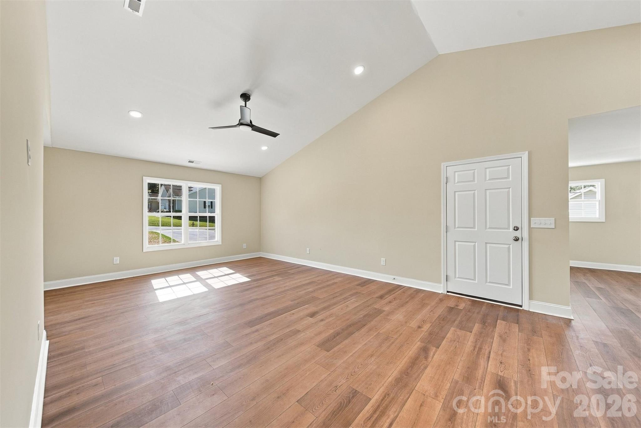 220 Abee Street Property Photo 5